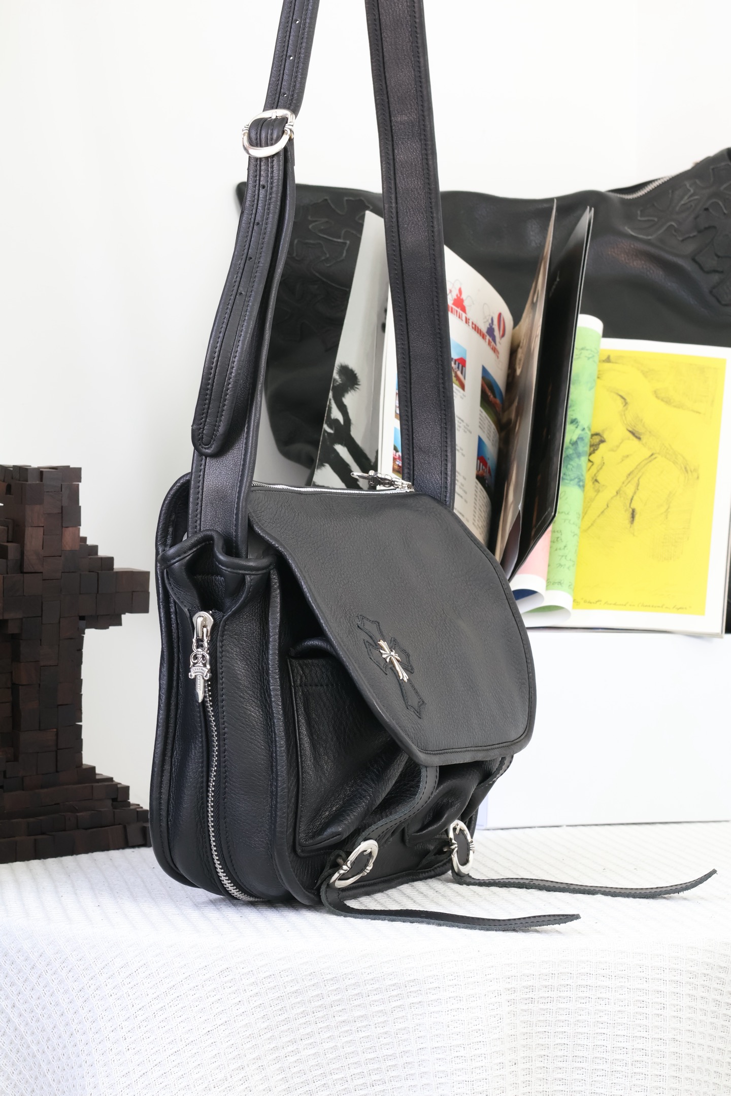 CH Single Cross Crossbody Bag