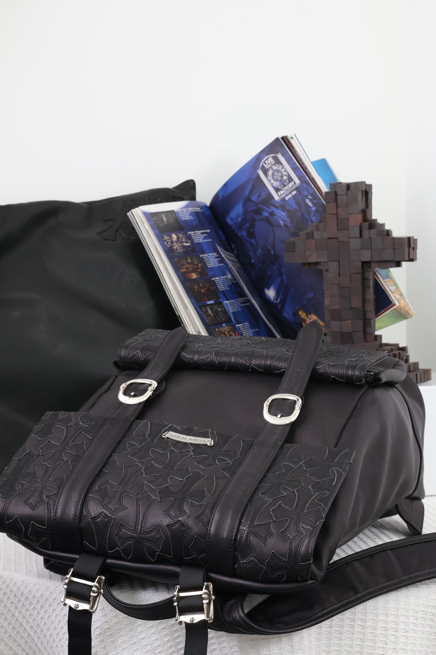 CH Double D-ring Flap Cross Backpack