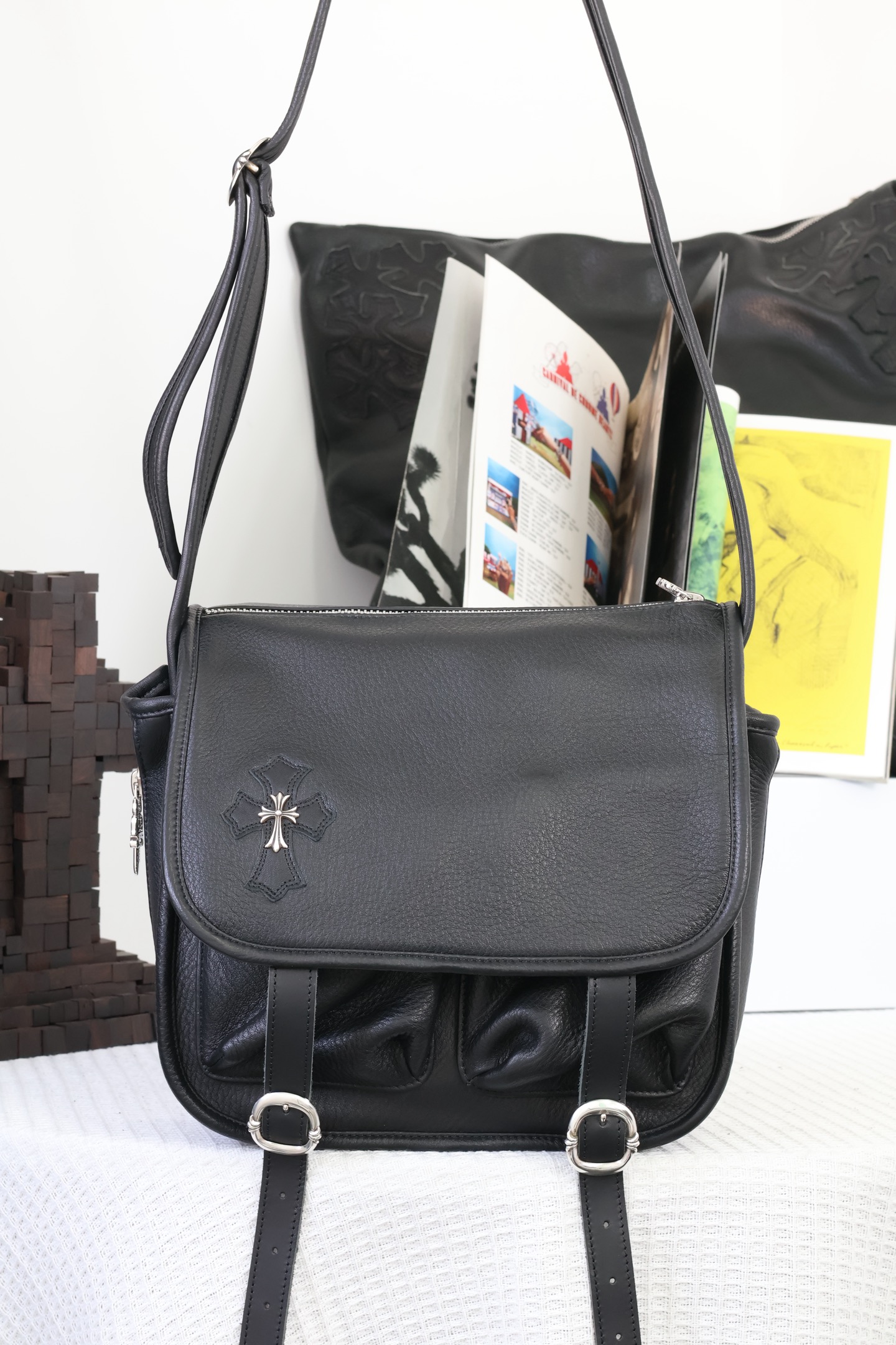 CH Single Cross Crossbody Bag