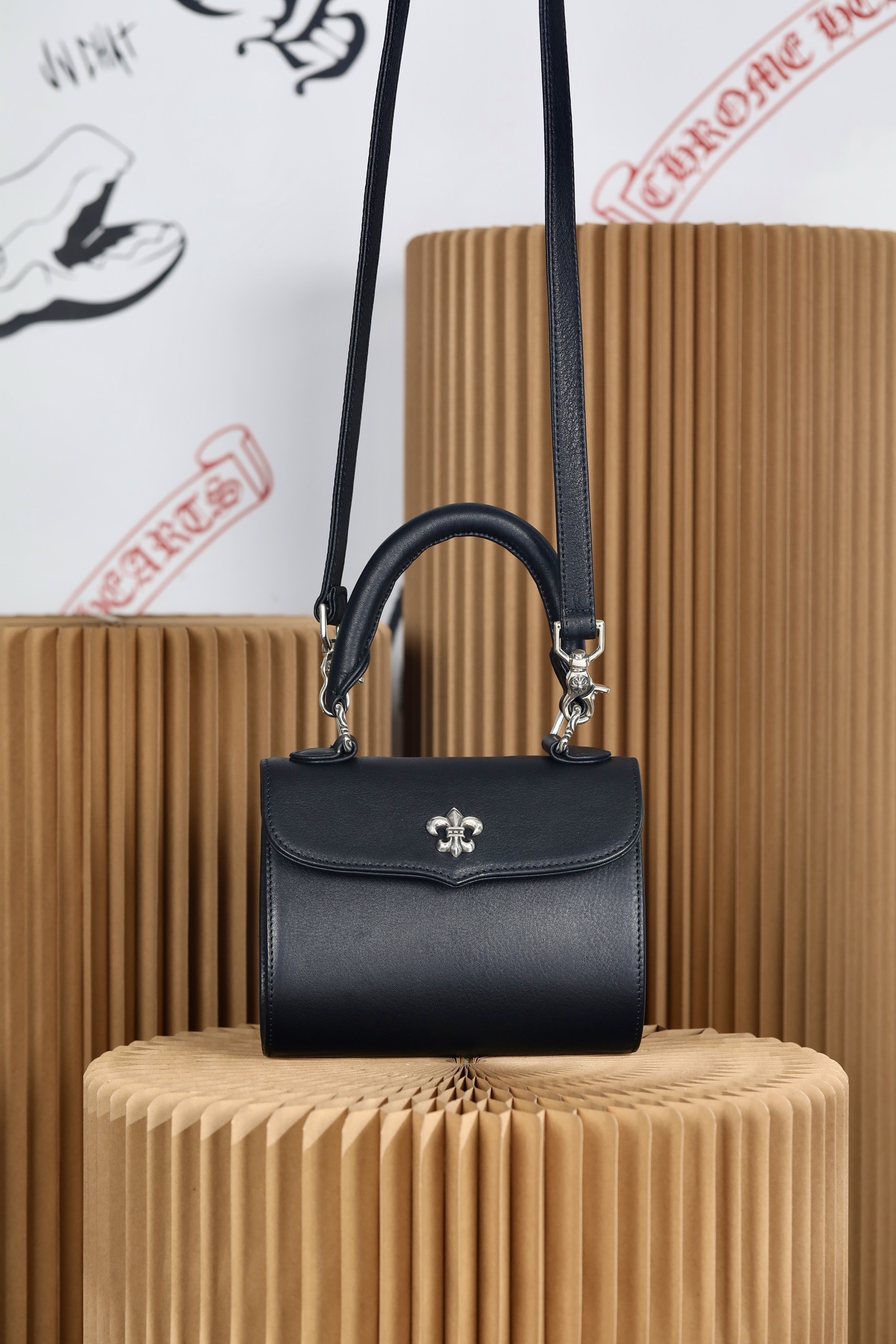 CH· Scout Flower Shell Handbag/Crossbody Bag