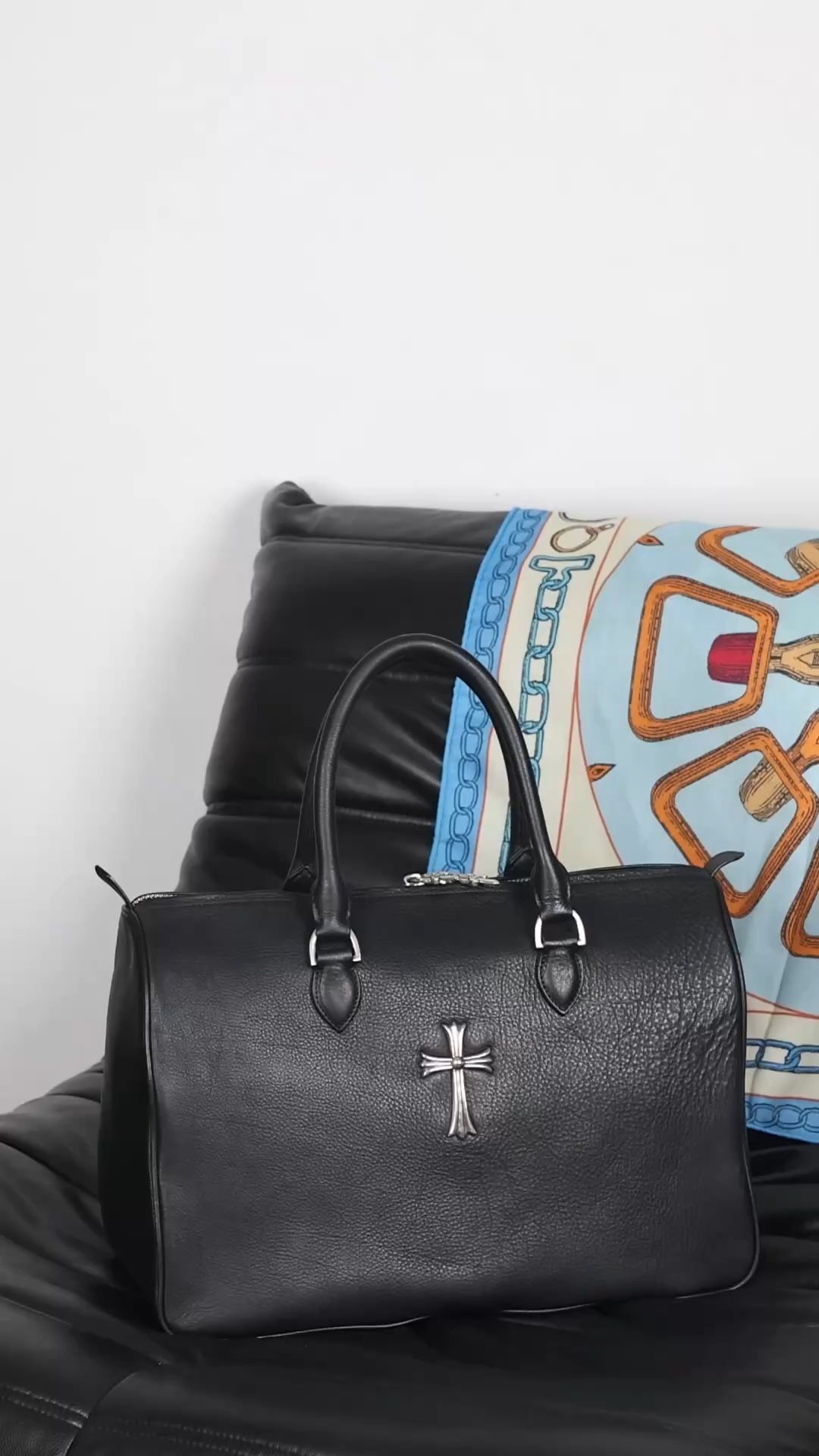 CH Cross Zipper Travel Bag