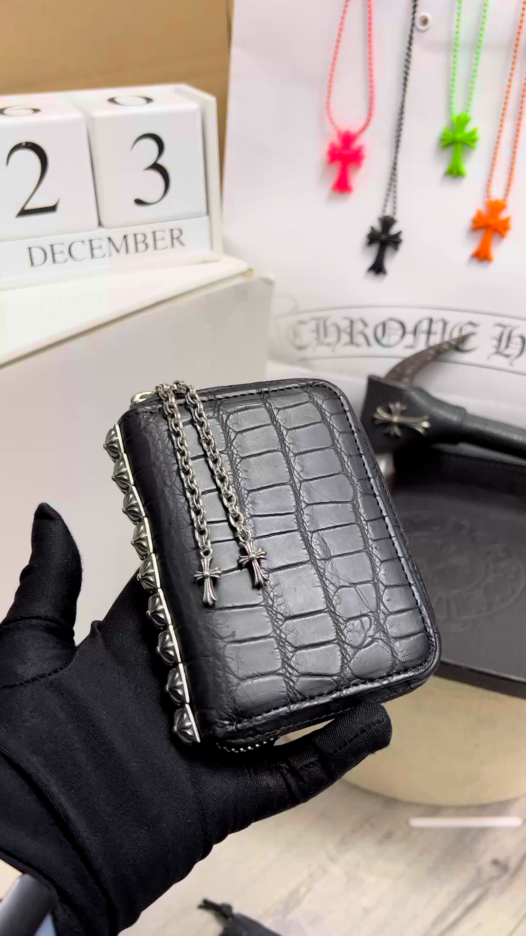 CH Crocodile skin nine-stitch fringed wallet