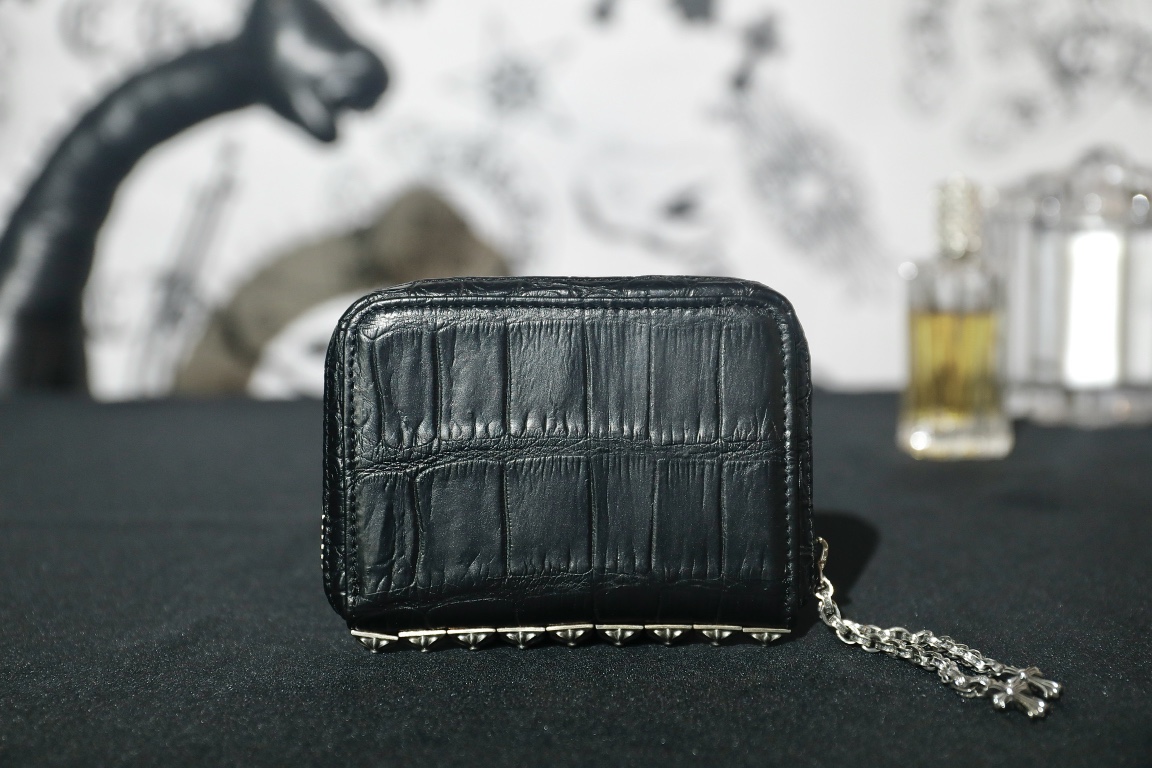 CH Crocodile skin nine-stitch fringed wallet