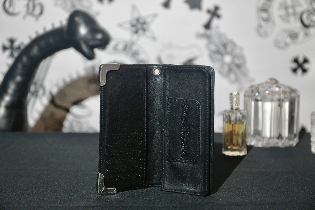 CH Rhombus Crocodile Wallet