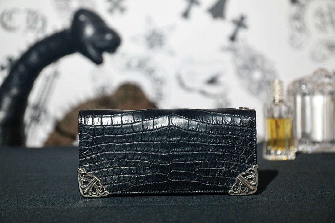 CH Rhombus Crocodile Wallet