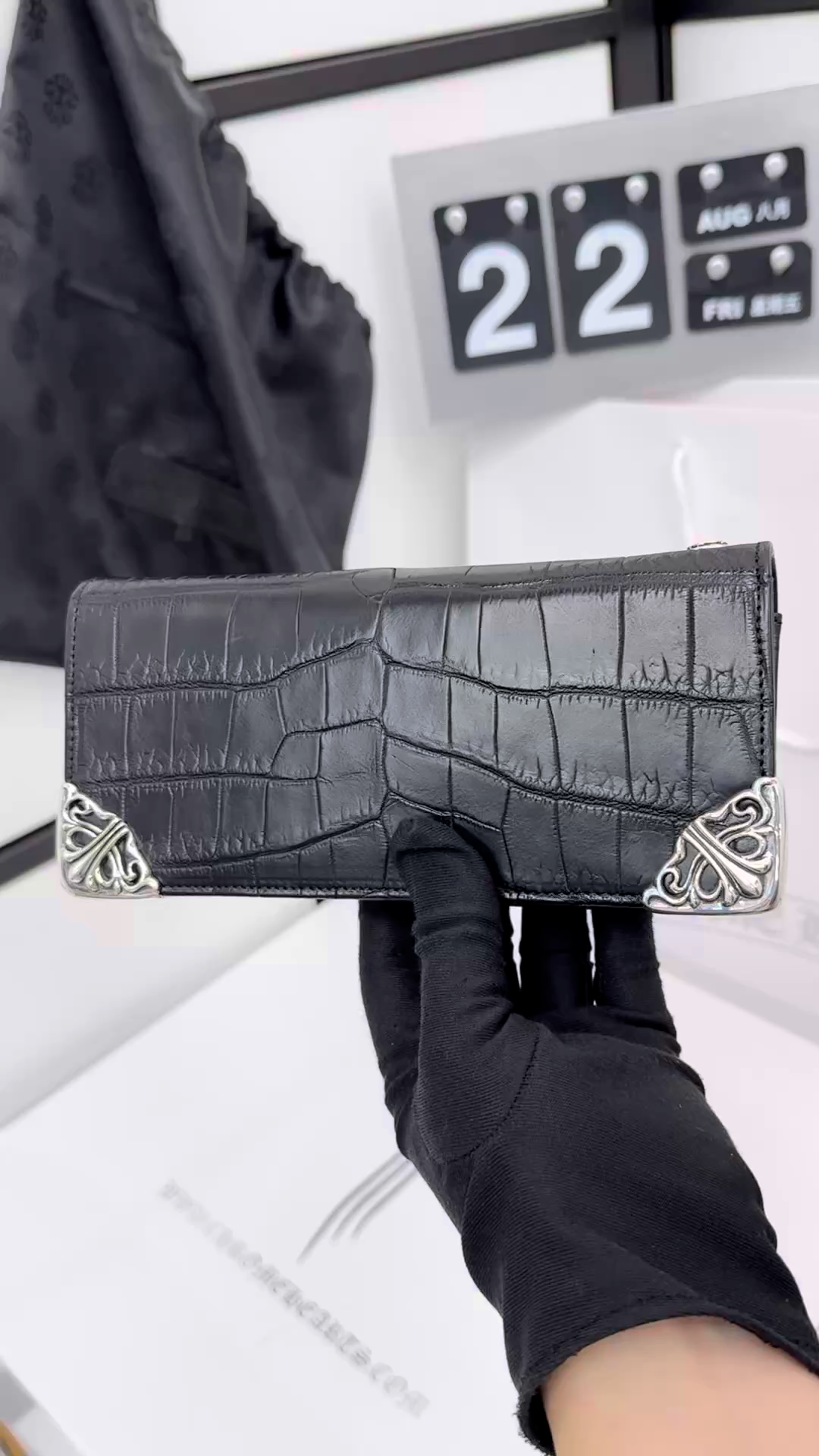 CH Rhombus Crocodile Wallet