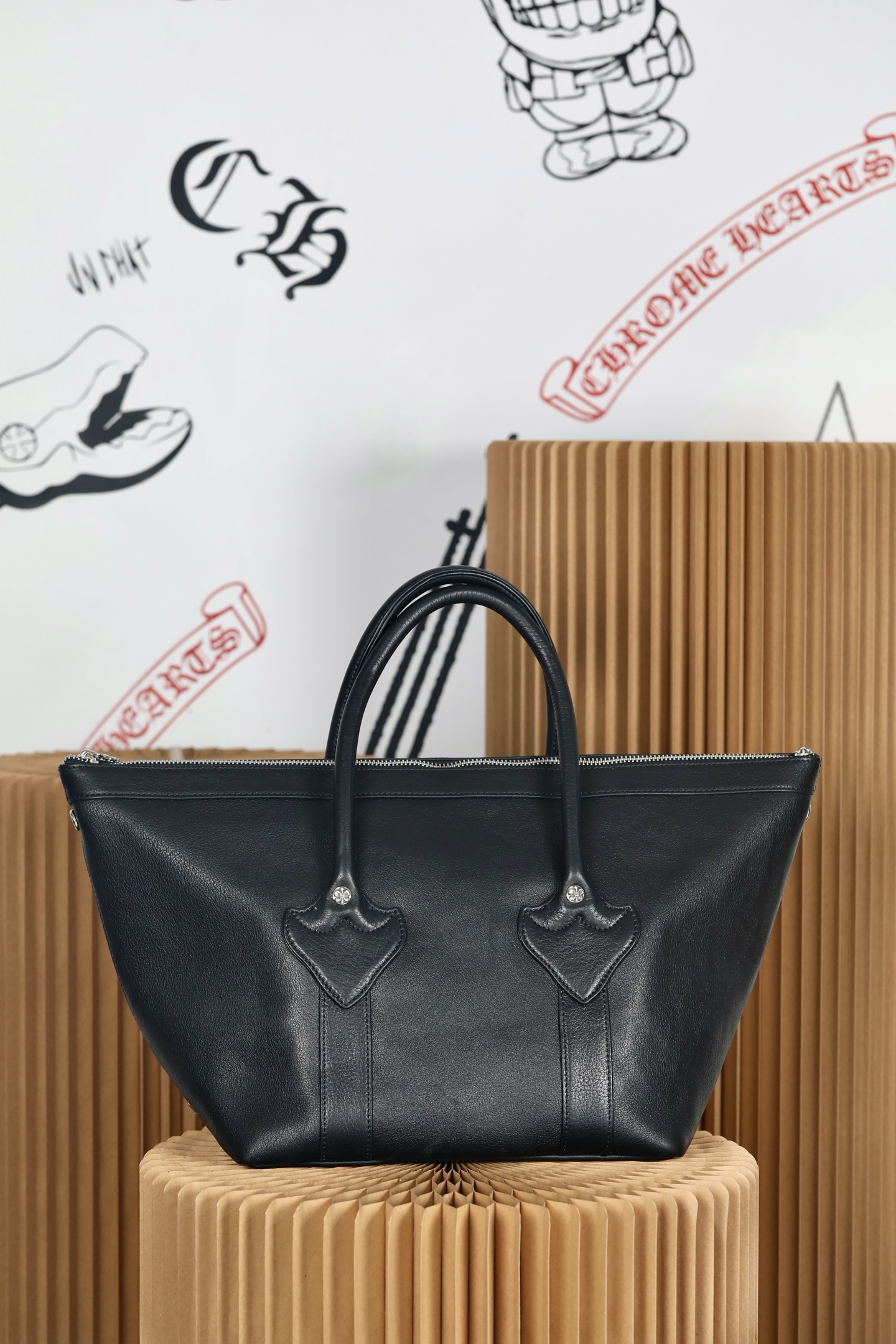 CH dile Boys Boston Dumpling Bag