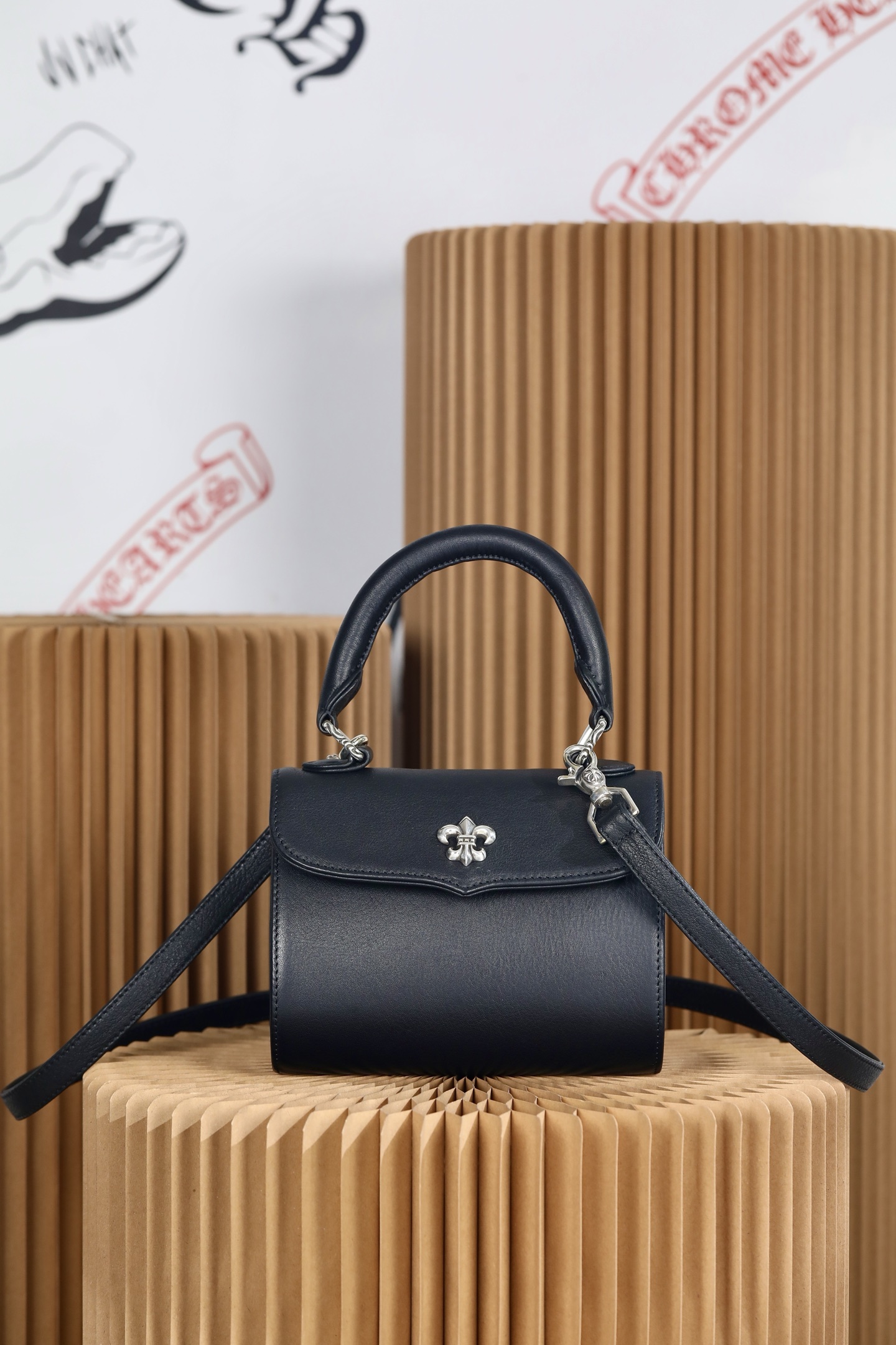 CH· Scout Flower Shell Handbag/Crossbody Bag