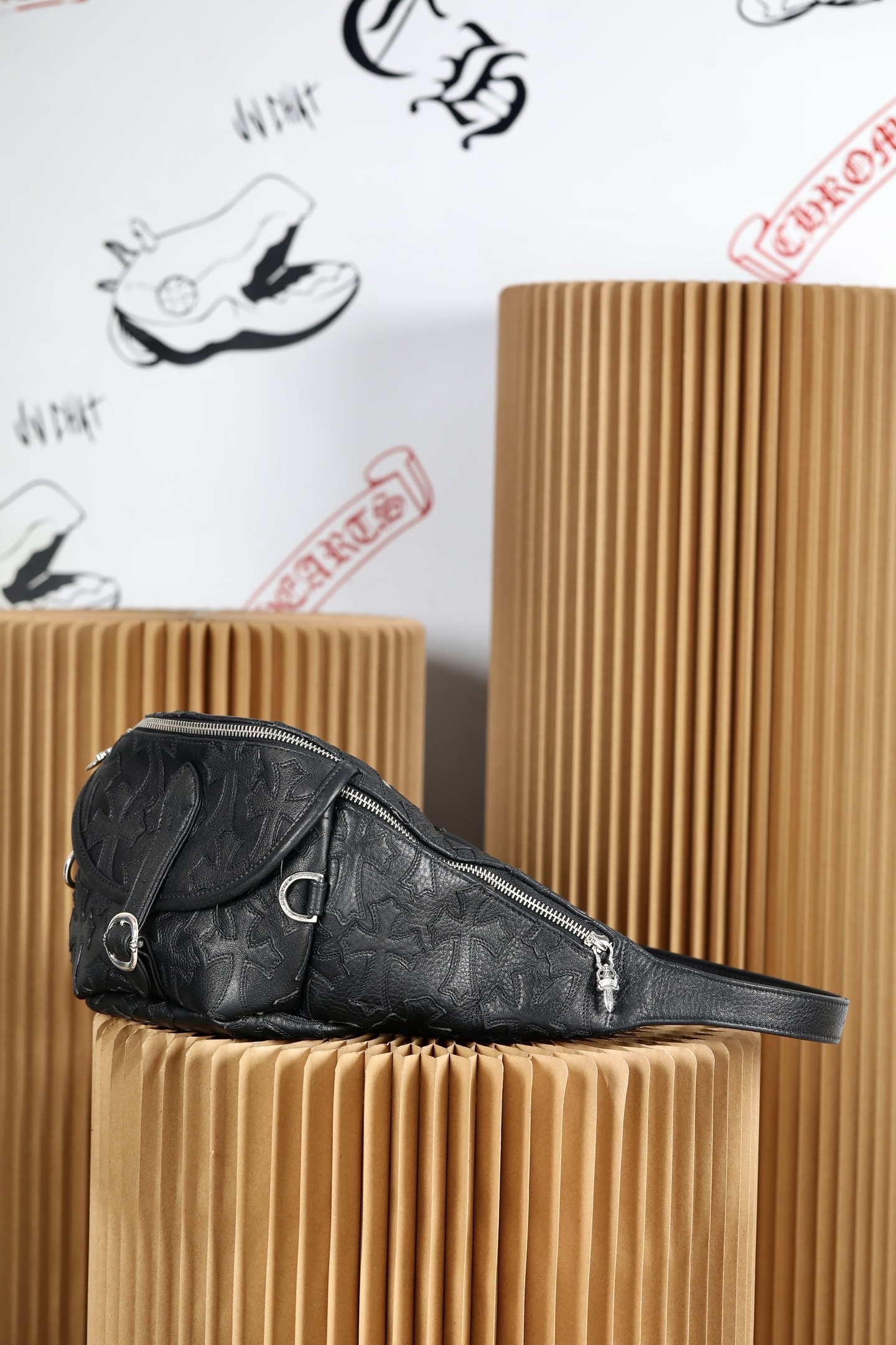 CH Medium Black Patches Snat Pack