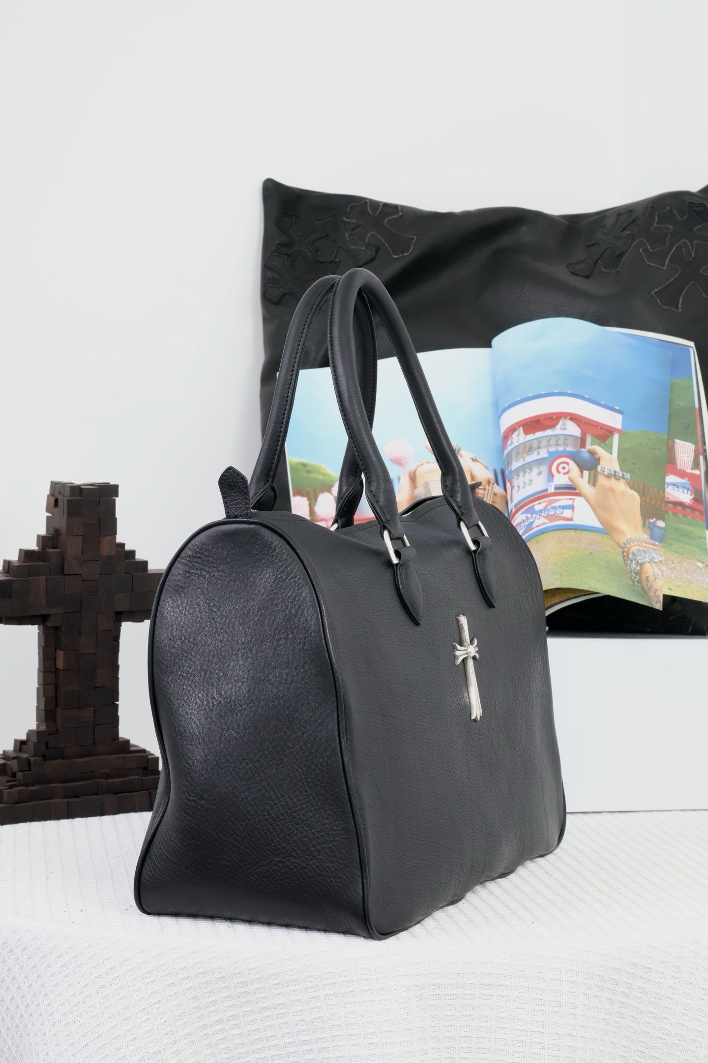 CH Cross Zipper Travel Bag