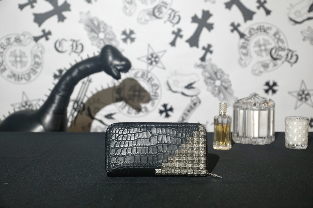 CH 36 Nail Zipper Wallet Crocodile Money Holder