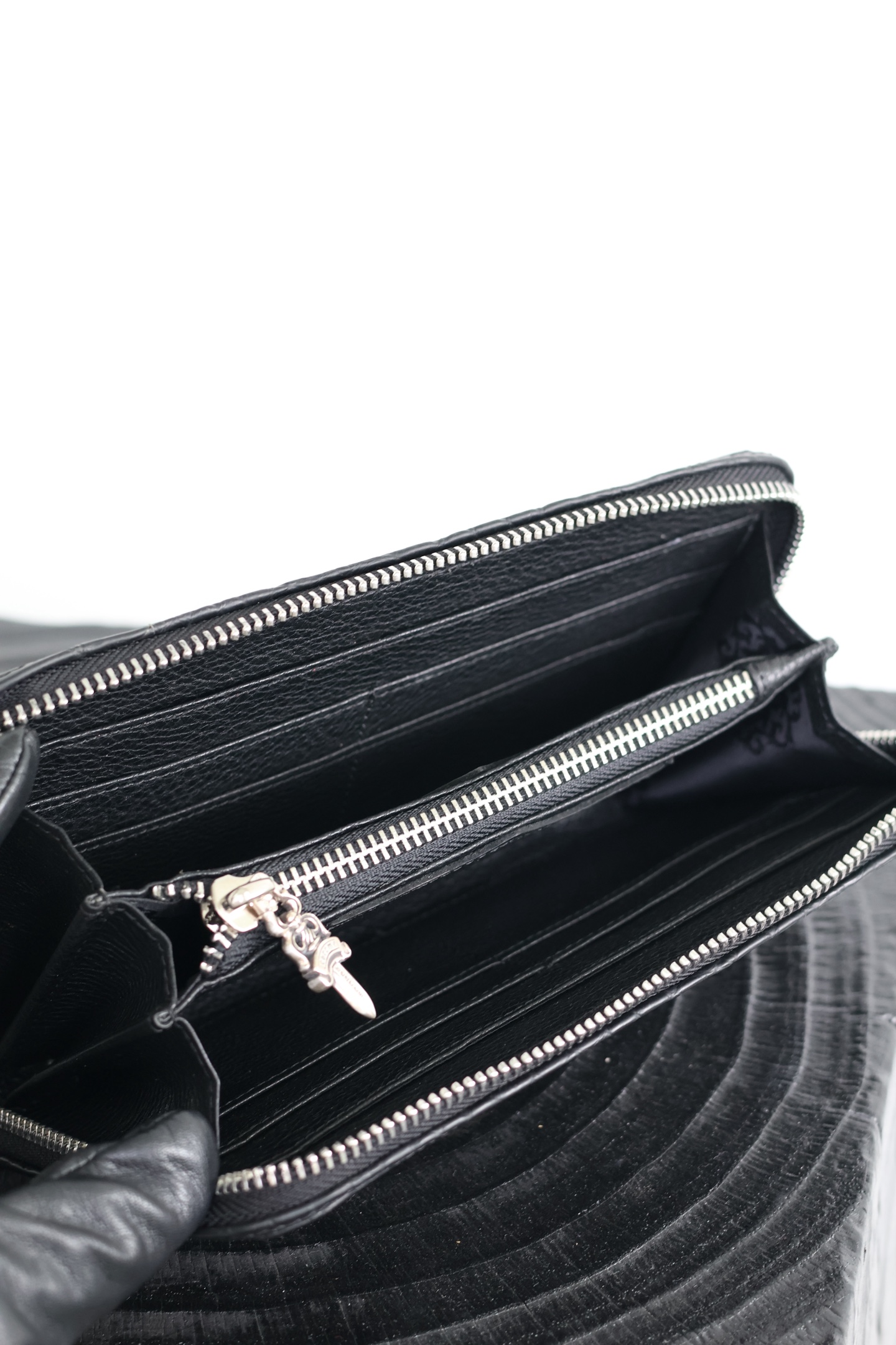 CH Long-style zipper wallet, crocodile money clip