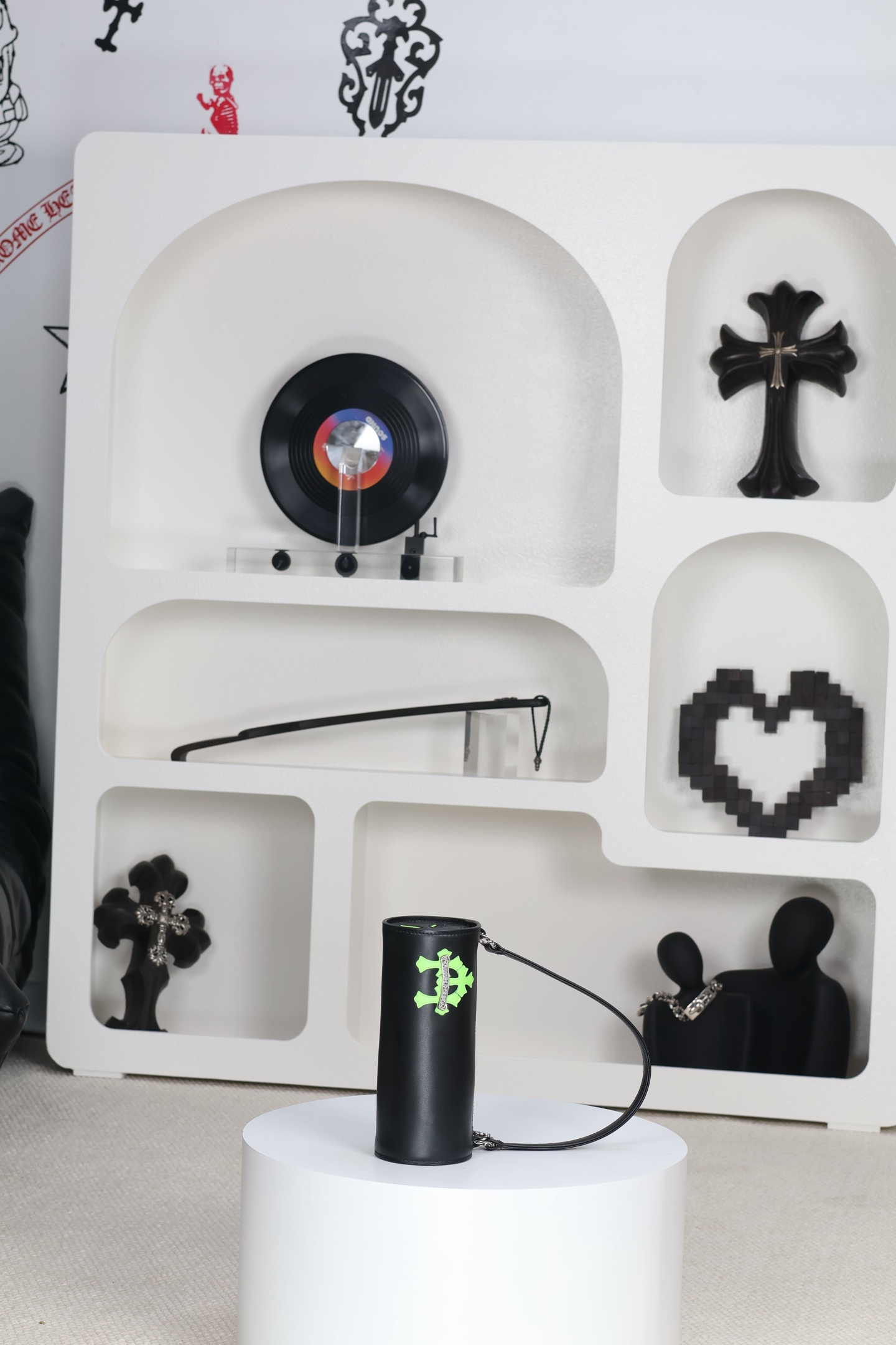 CH｜Grinds Bag, Black and Green, Cylindrical Bag