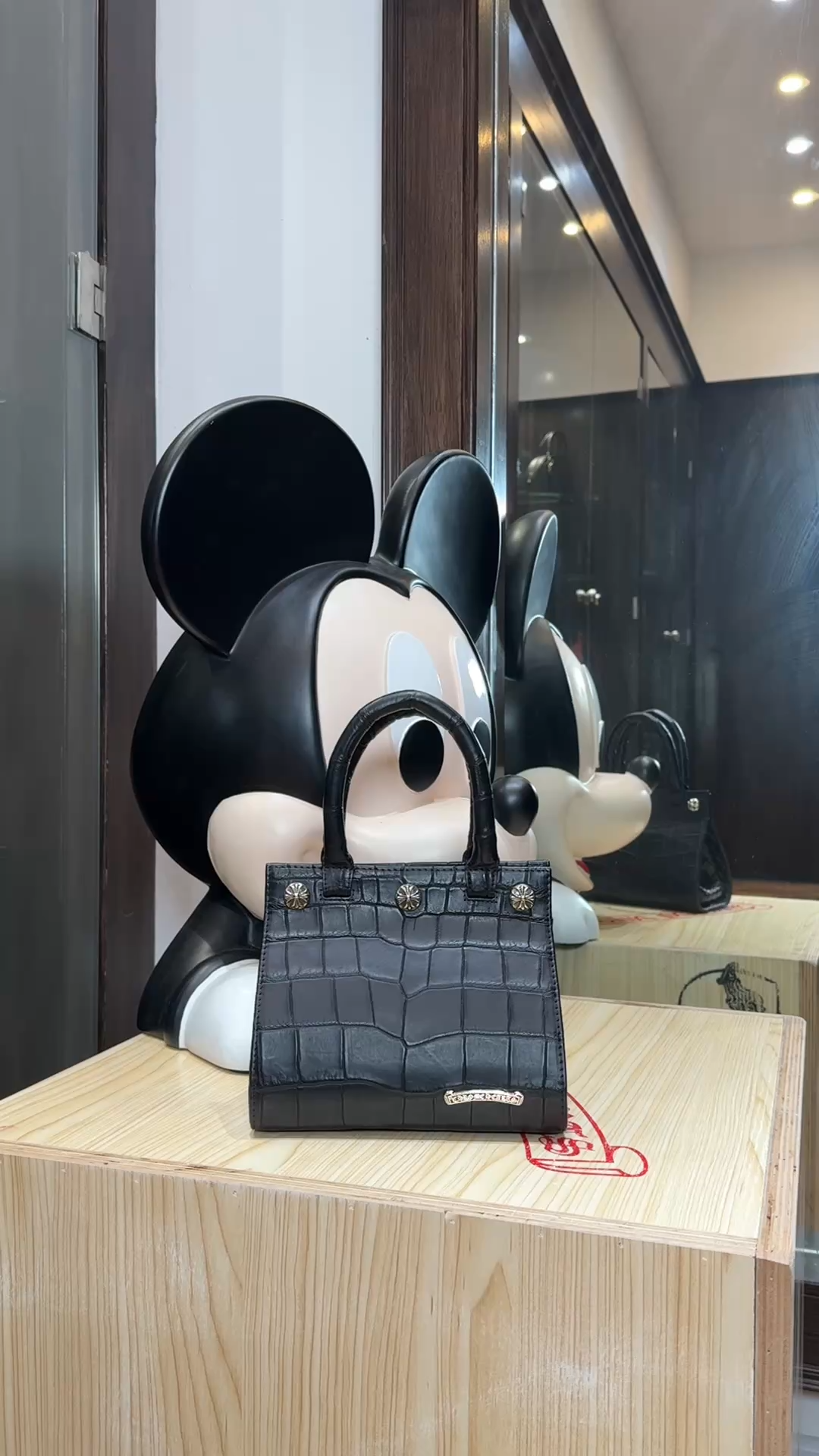 CH｜Drew mini bag, triangle handbag