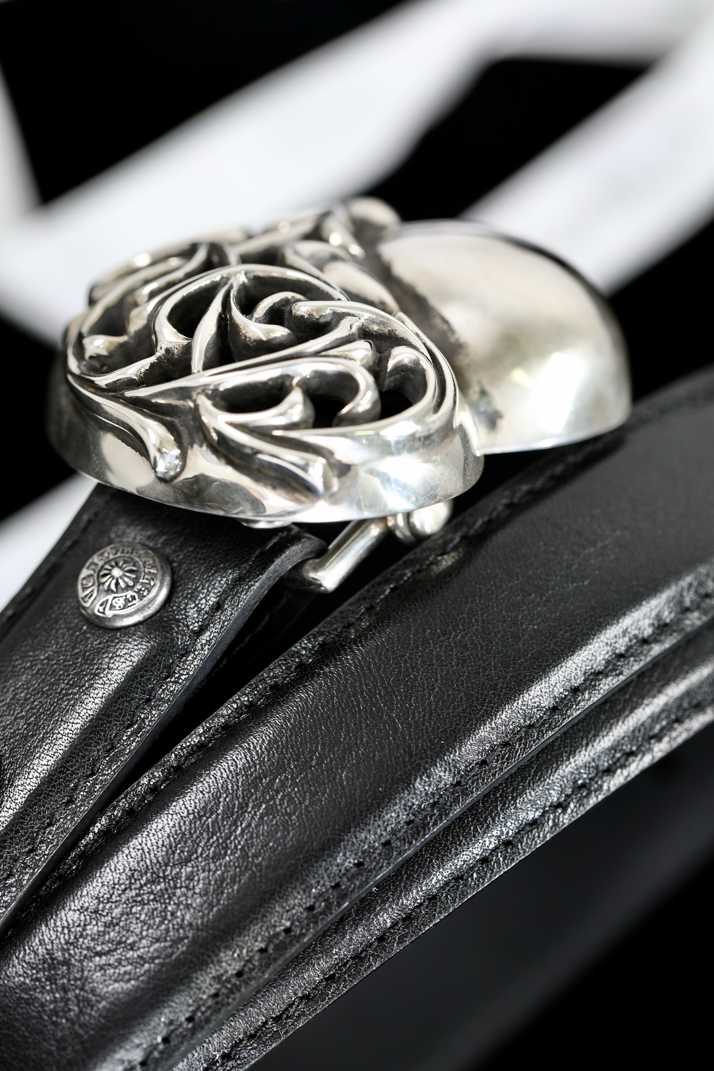 CH｜Heart-Shaped Leather Belt