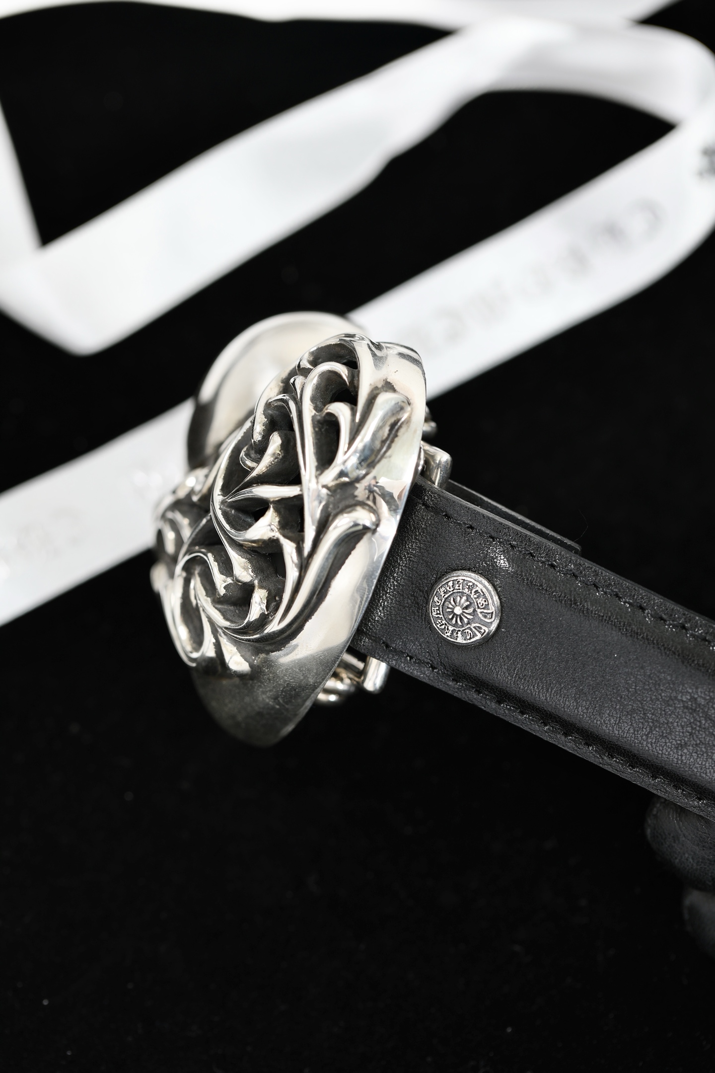 CH｜Heart-Shaped Leather Belt