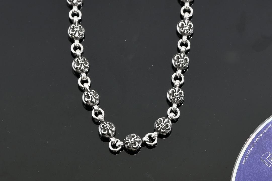 CH | Scout Flower Beaded Hook & S-Clasp, 14 Beads