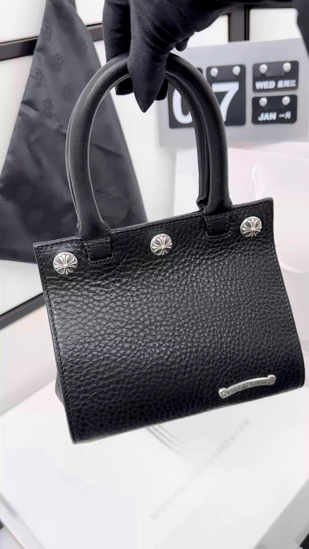 CH｜Drew Mini Bag Triangle Handbag