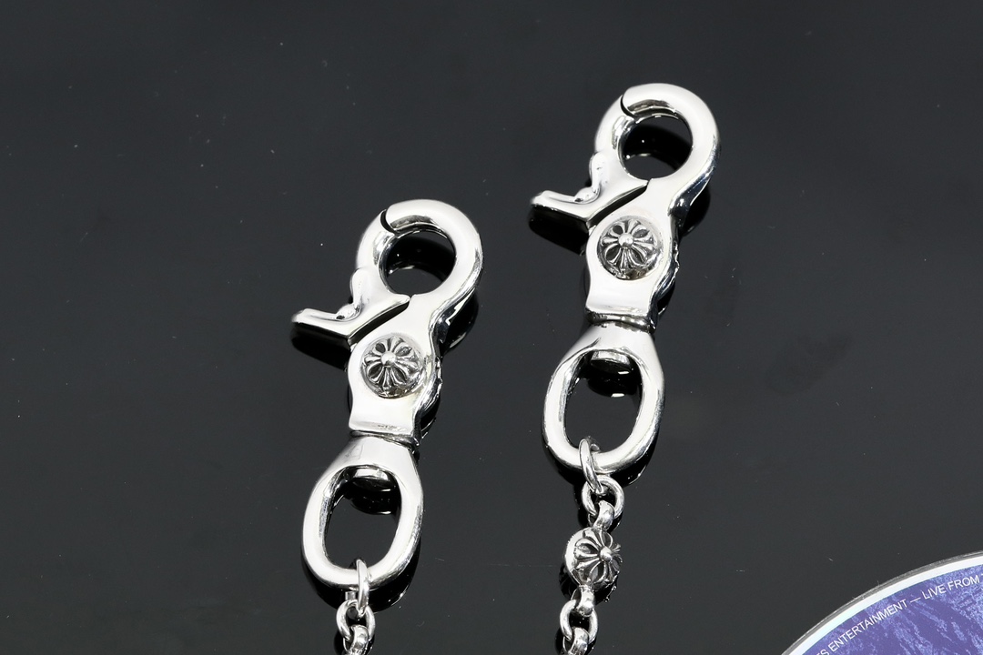 CH | Cross Bead Double Hook Clasp, 26 Beads
