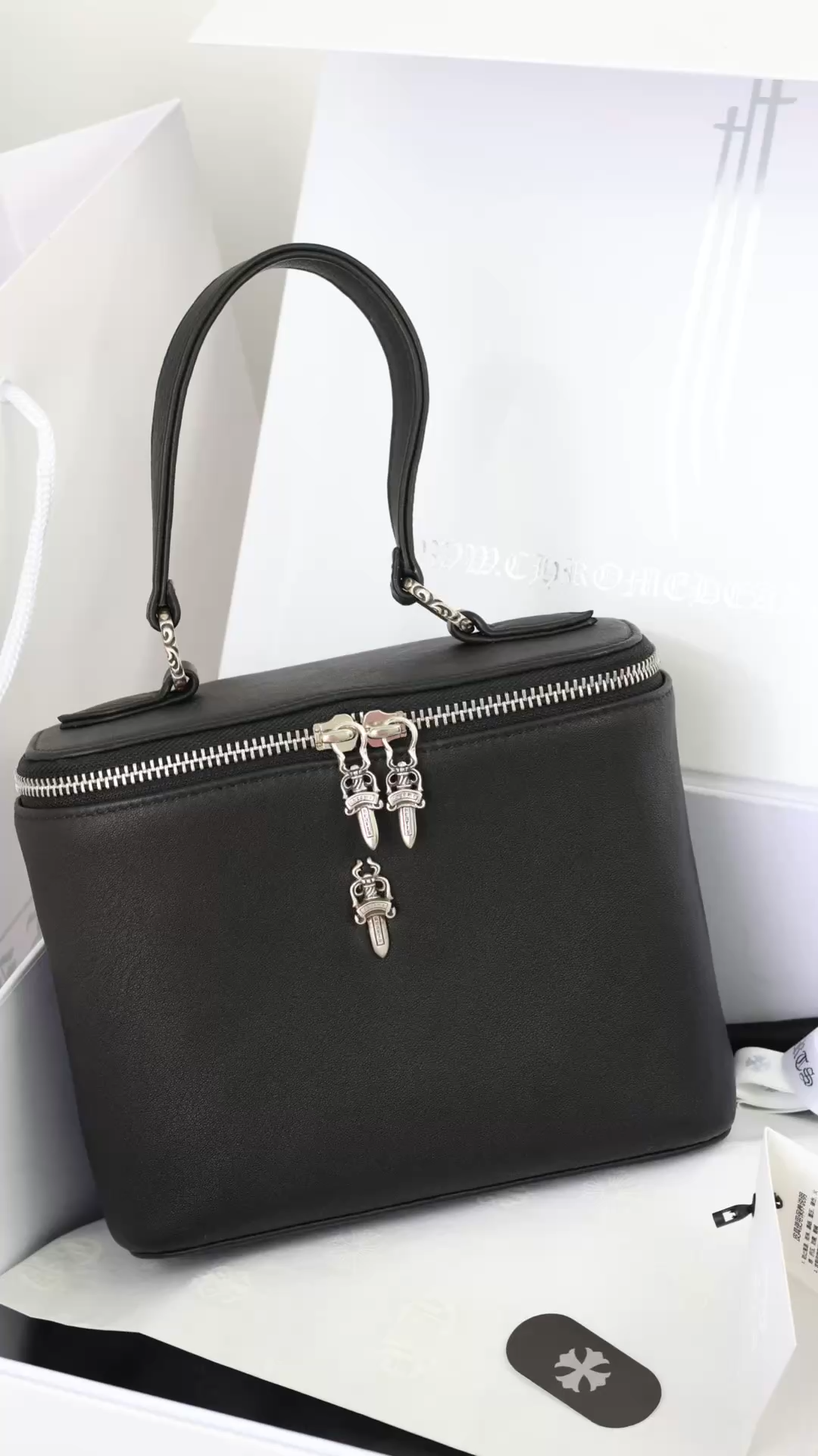 CH_ Sugar bag Sword-patterned cosmetic handbag