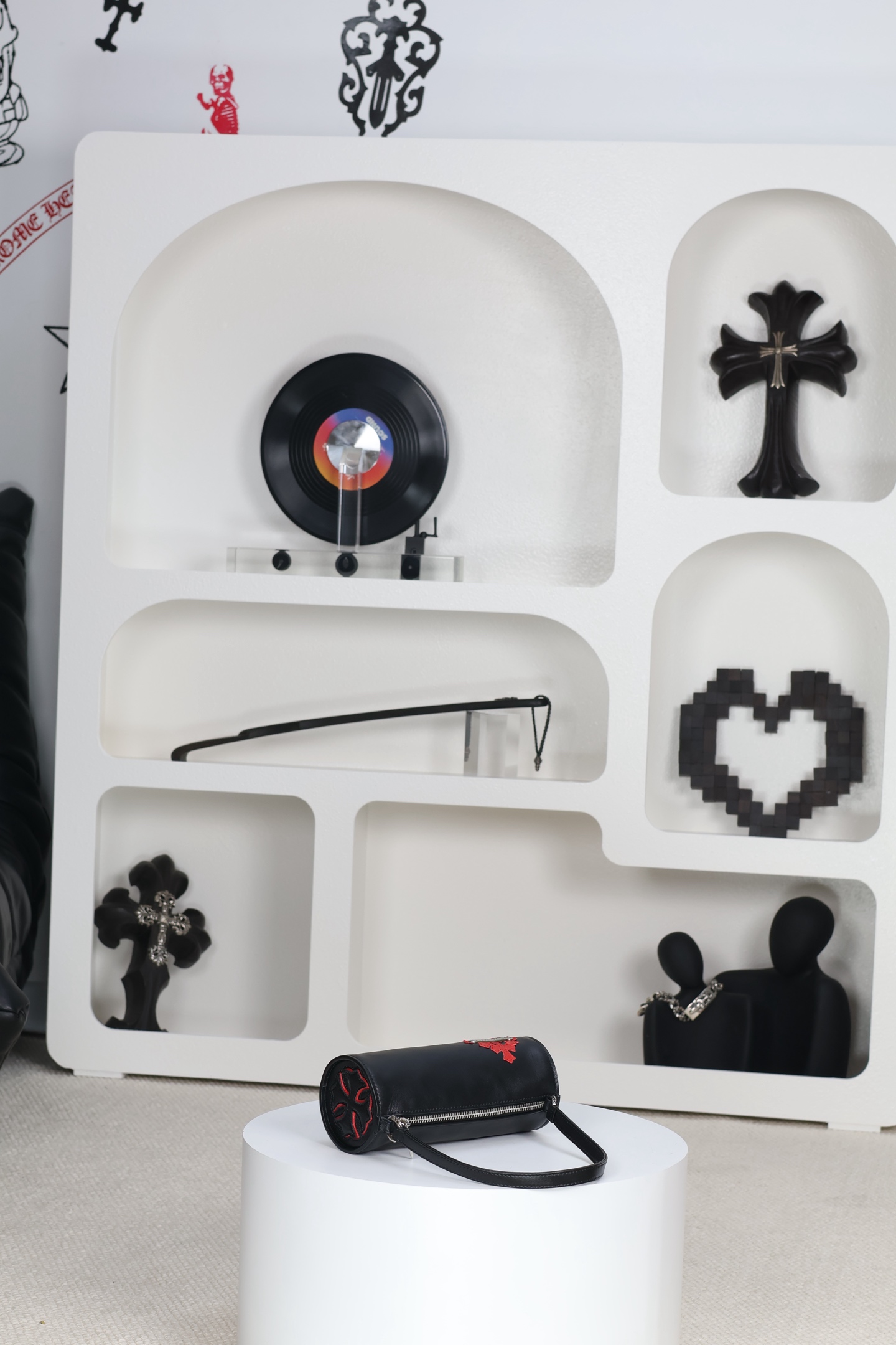 CH｜Grinds Bag, Black and Red, Cylindrical Bag