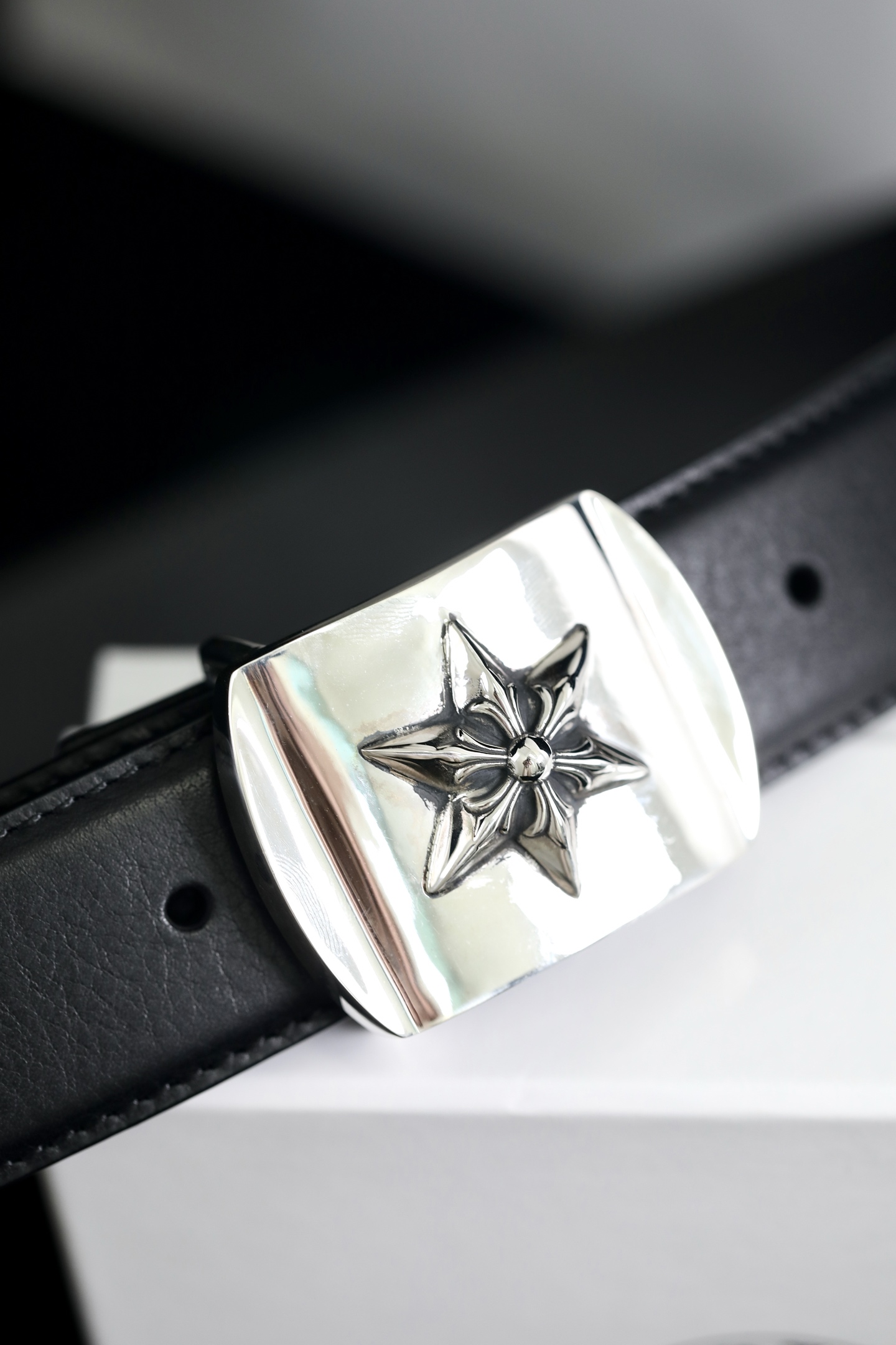CH｜Flat Six-Pointed Star Leather Belt