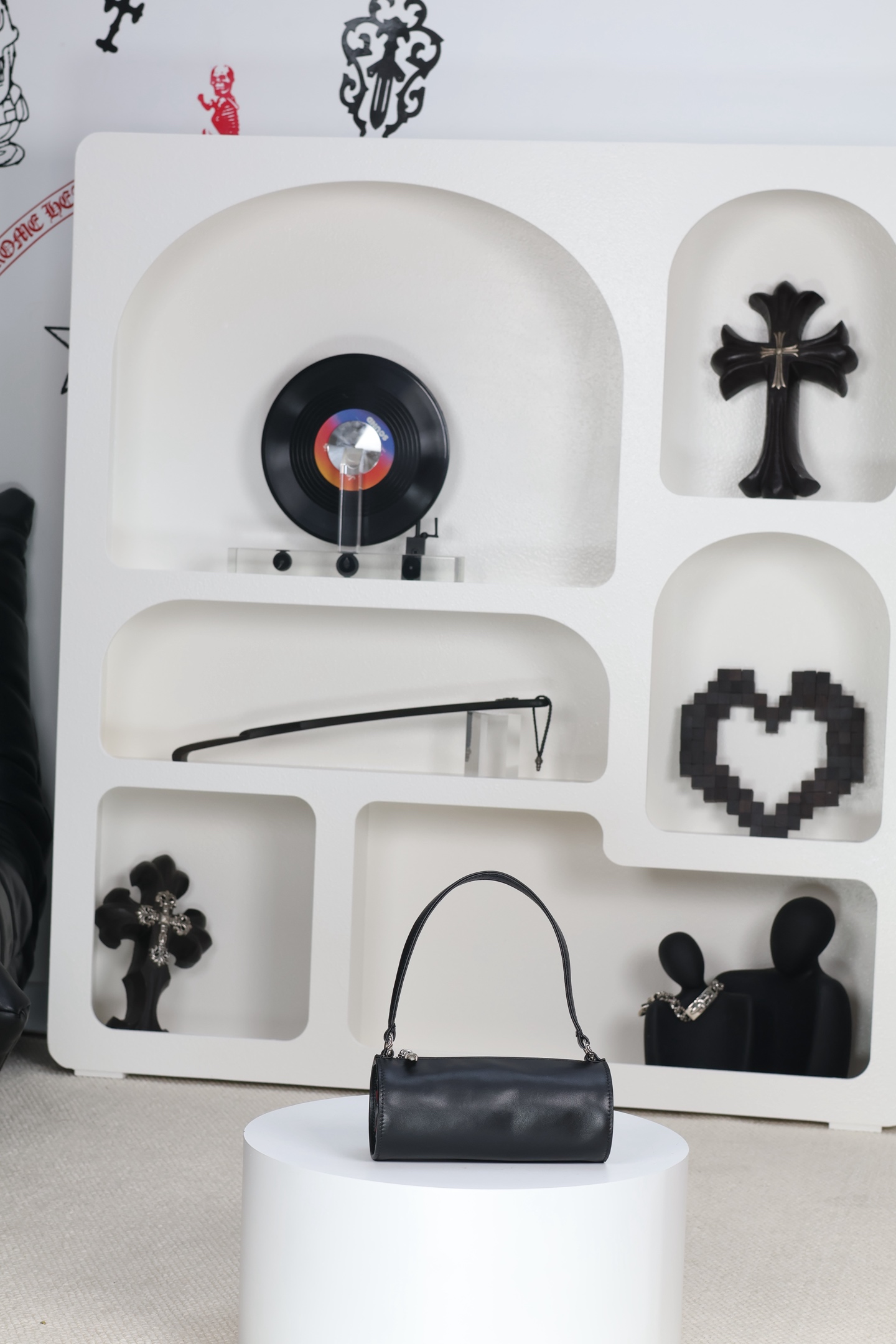 CH｜Grinds Bag, Black and Red, Cylindrical Bag