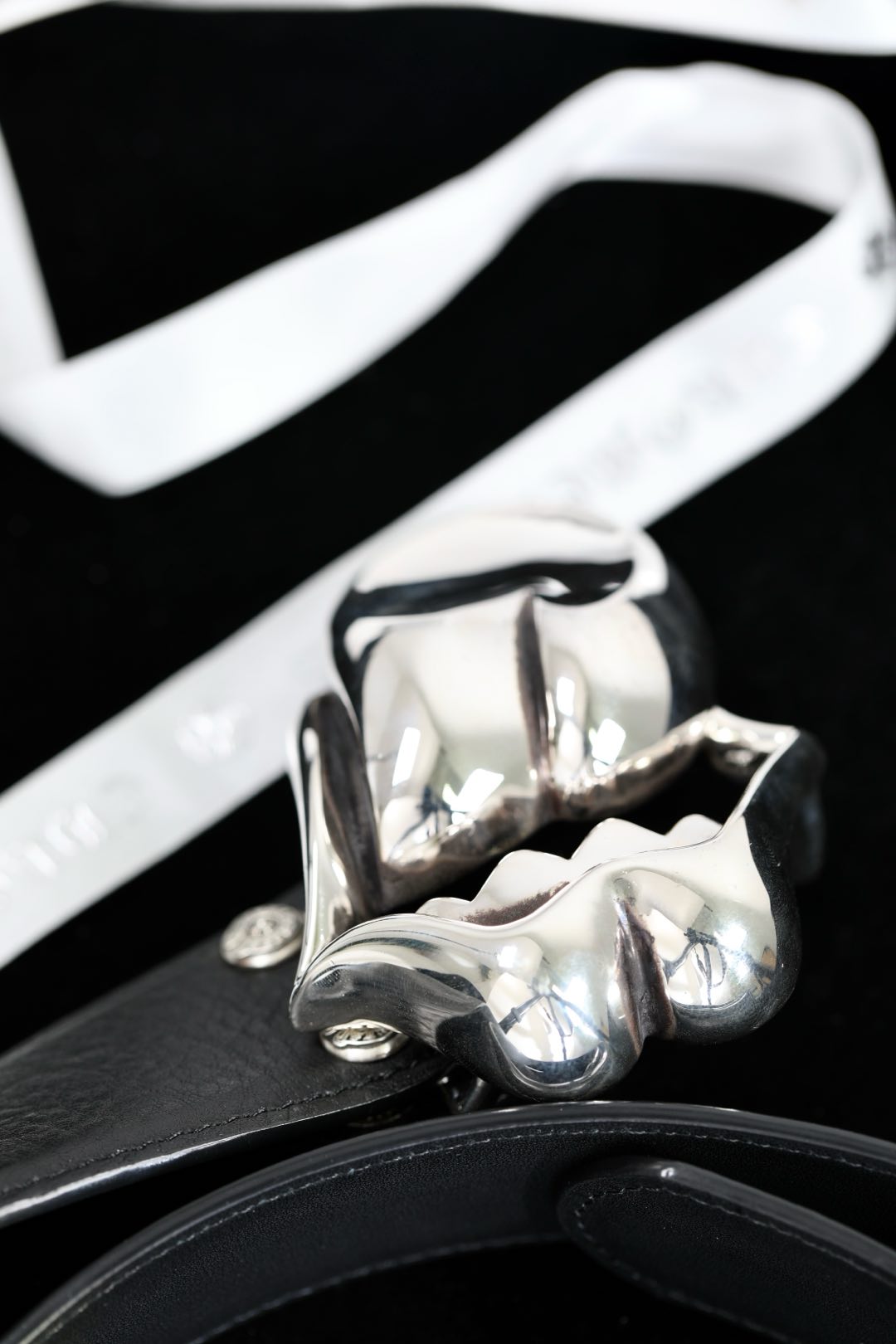 CH｜LIP & TOUGUE BUCKLE