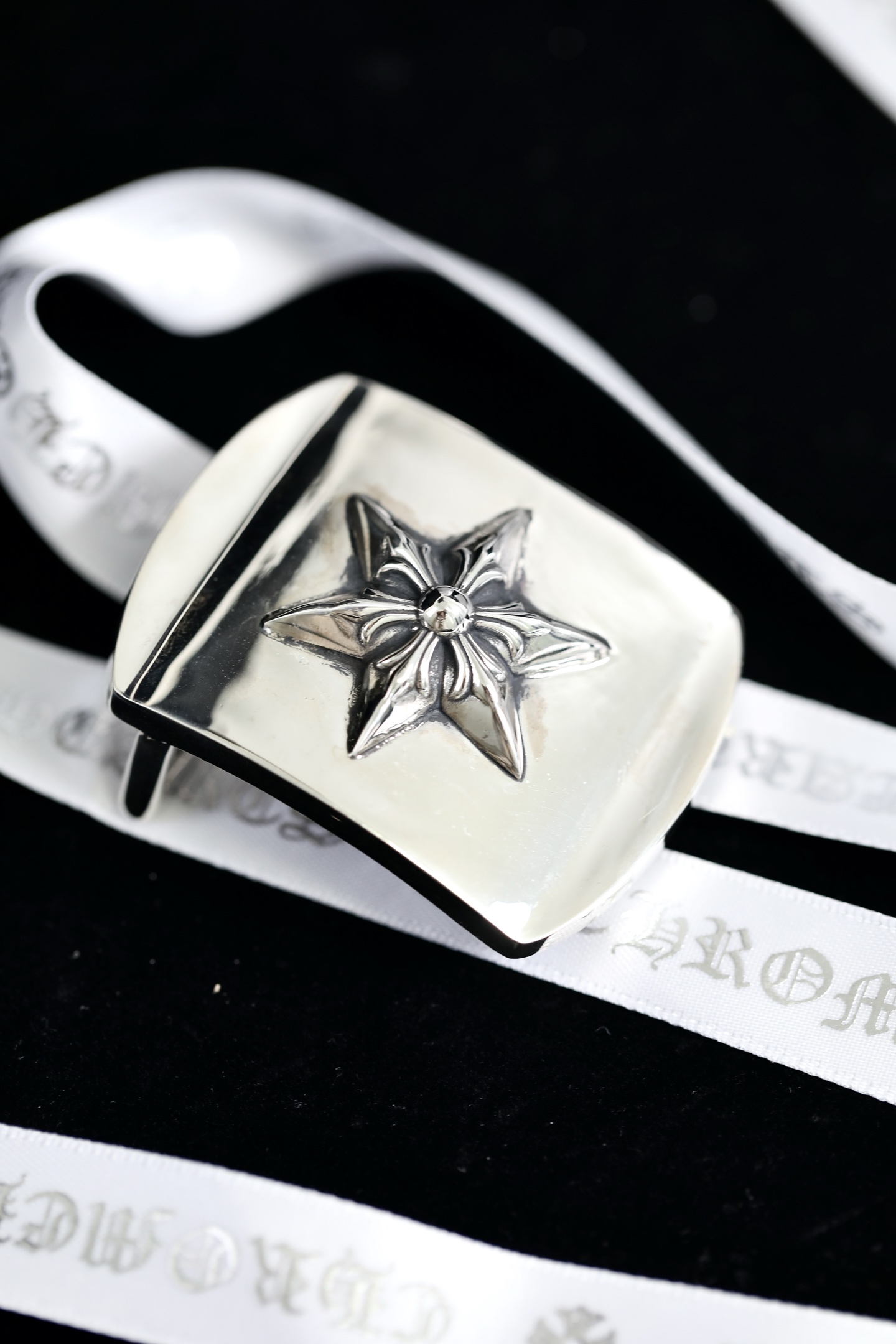 CH｜Flat Six-Pointed Star Leather Belt