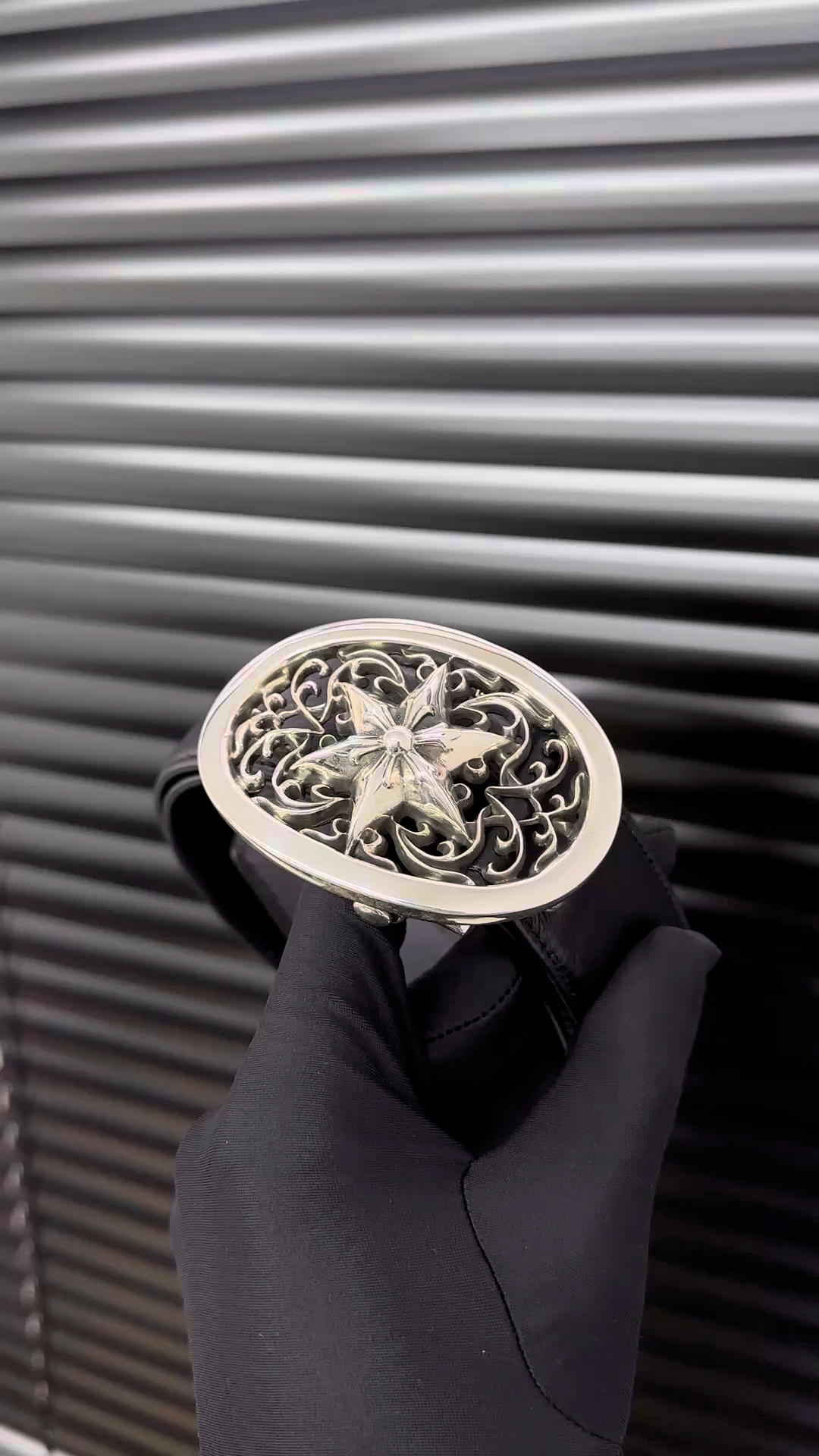 CH | Medium Oval Vine Hexagram Belt