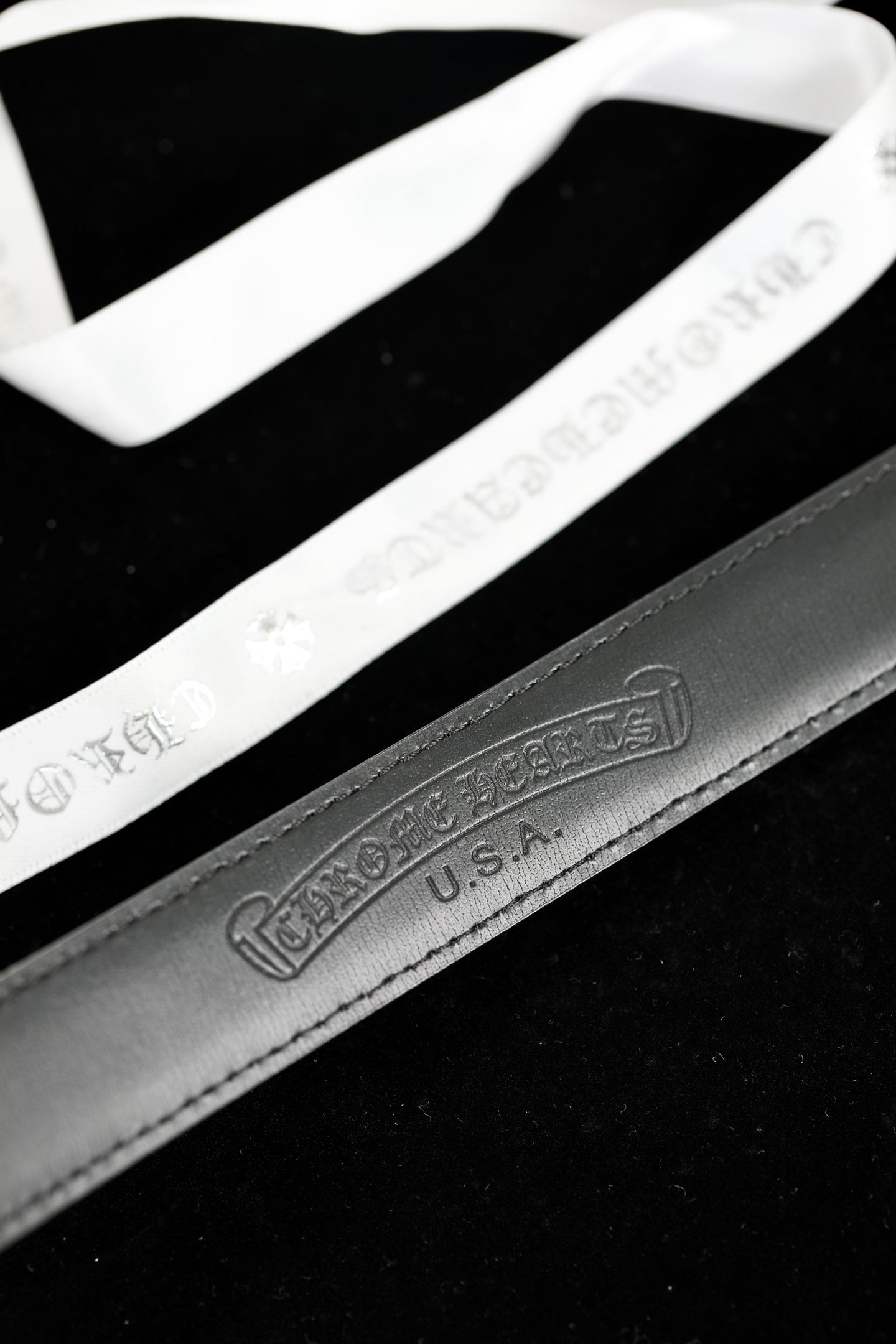 CH｜Heart-Shaped Leather Belt