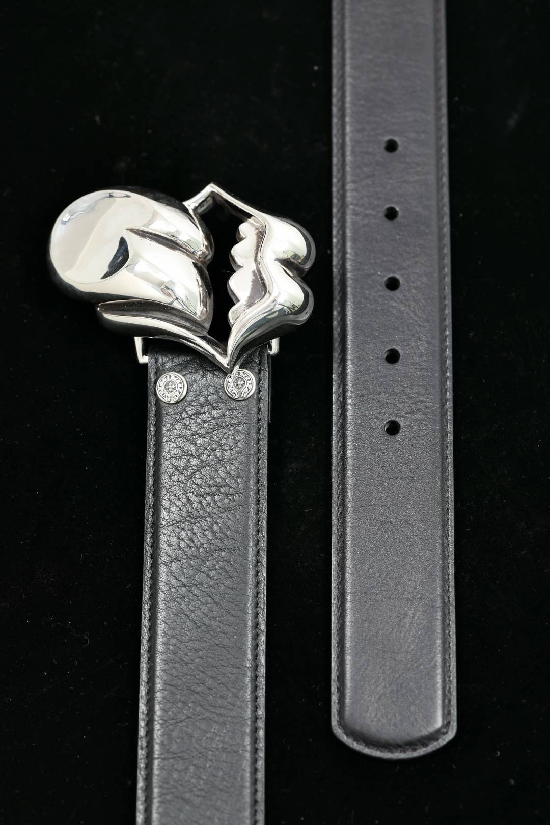 CH｜LIP & TOUGUE BUCKLE