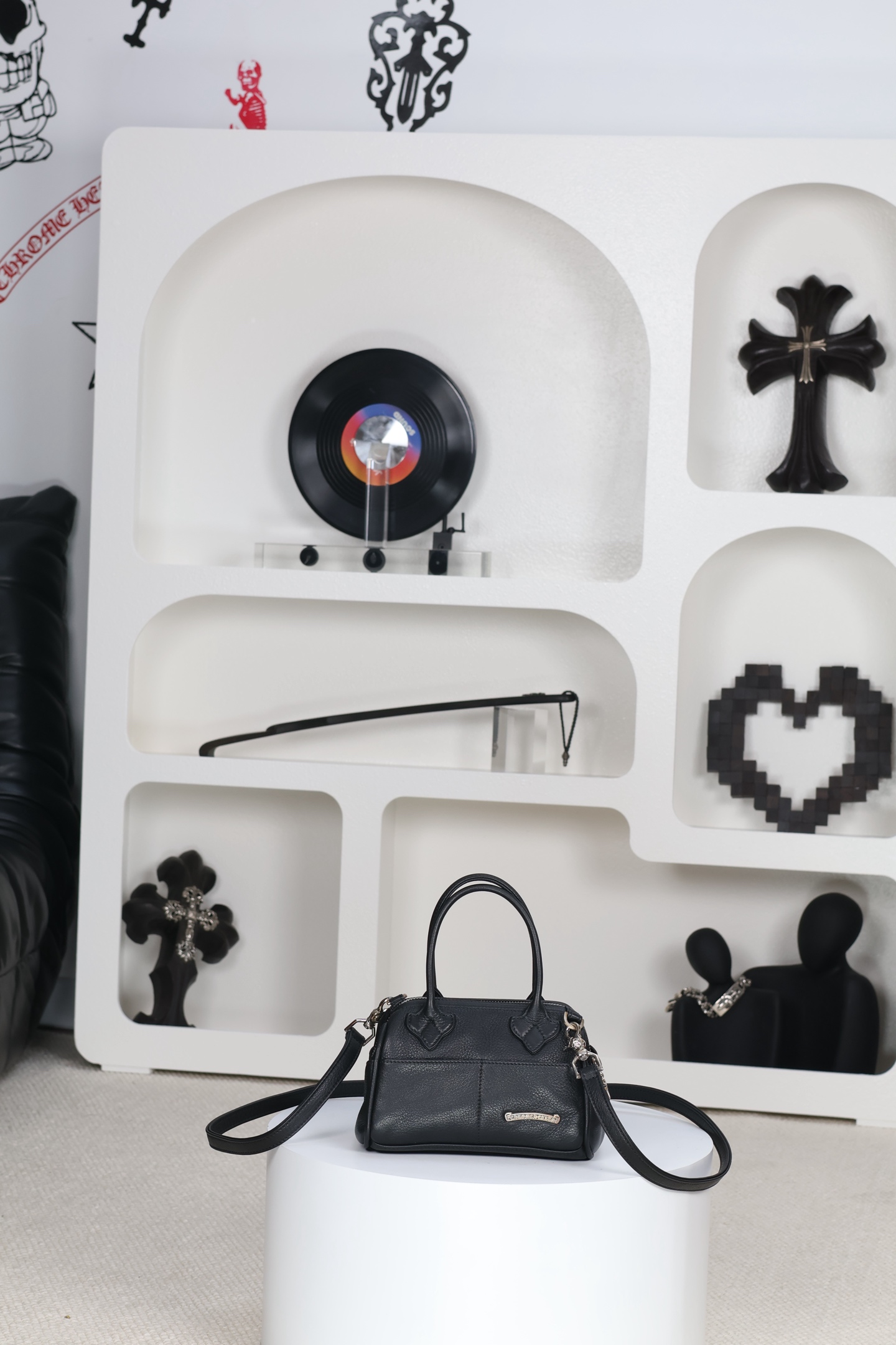 CH｜mochita “Little Grenade” Handbag/Crossbody Bag