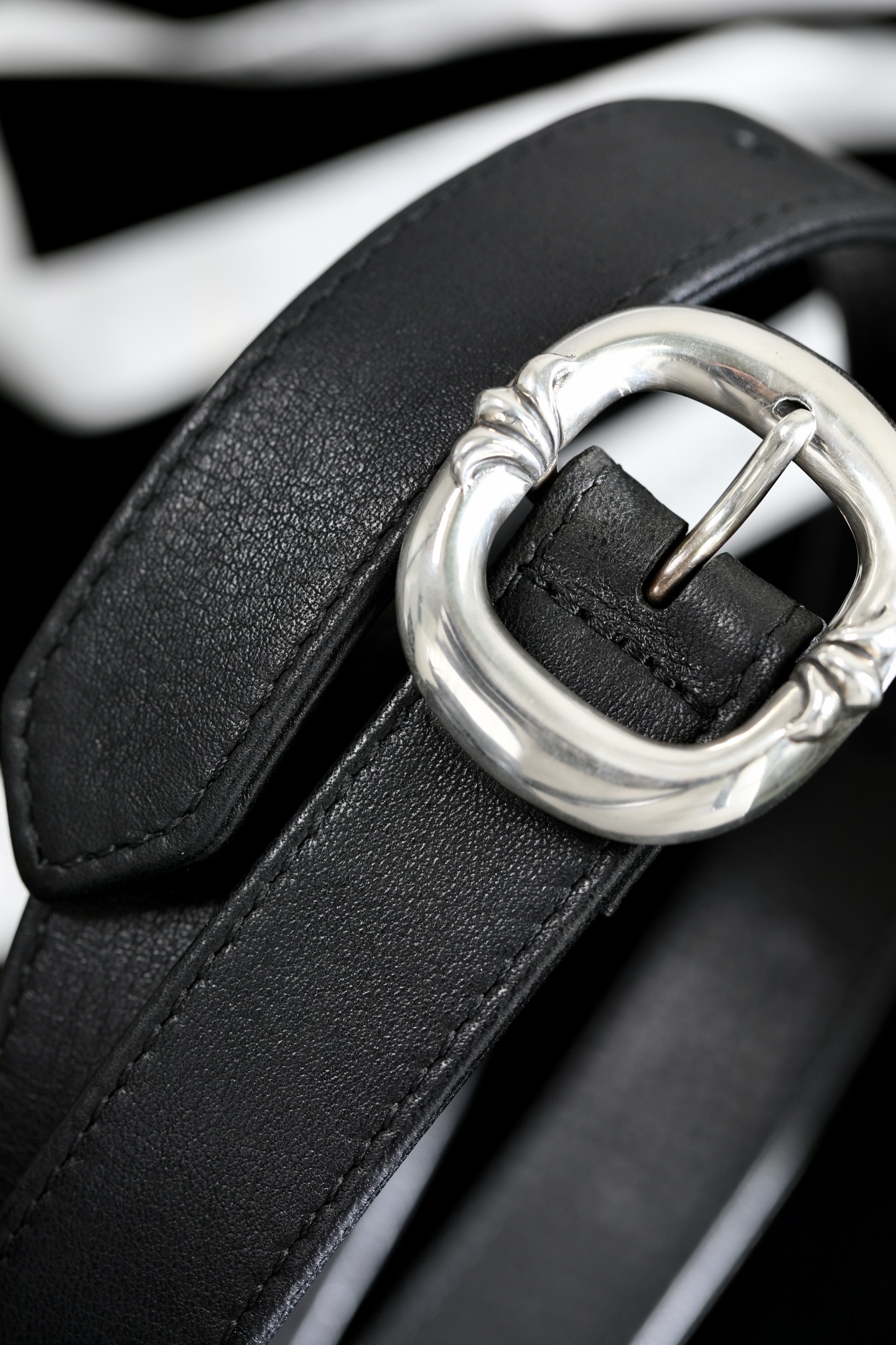 CH｜ Mini Pin Buckle Leather Belt