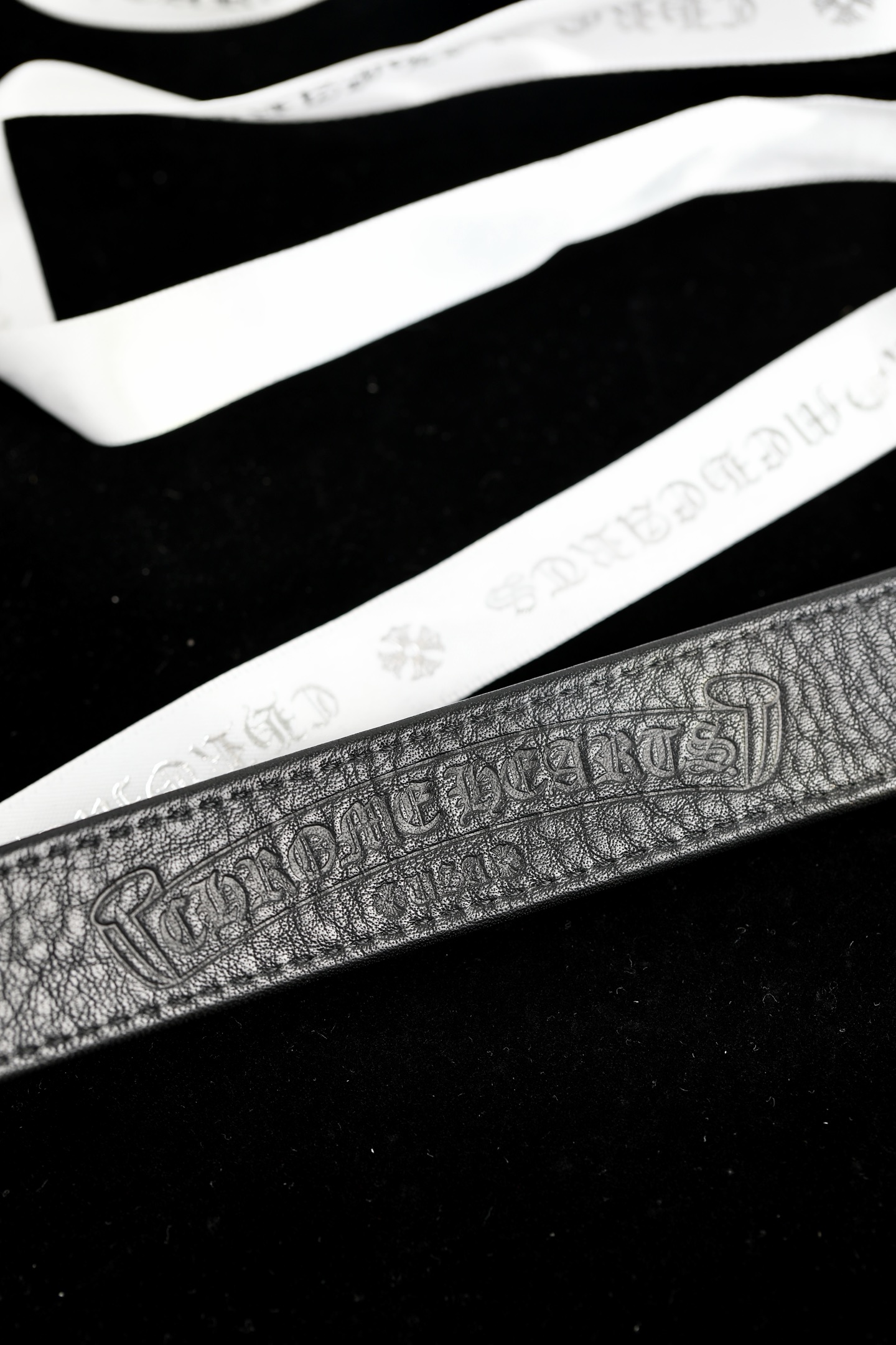 CH｜ Mini Pin Buckle Leather Belt