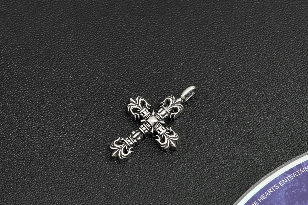 CH mini cross flower pendant [Weight approx. 4.6g]