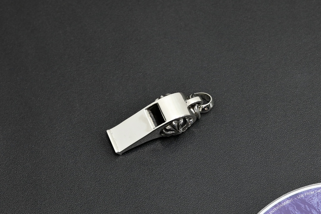 CH Large Cross Whistle Pendant [Weight approx. 51g]