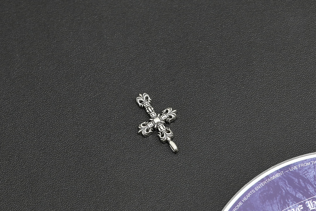 CH mini cross flower pendant [Weight approx. 4.6g]