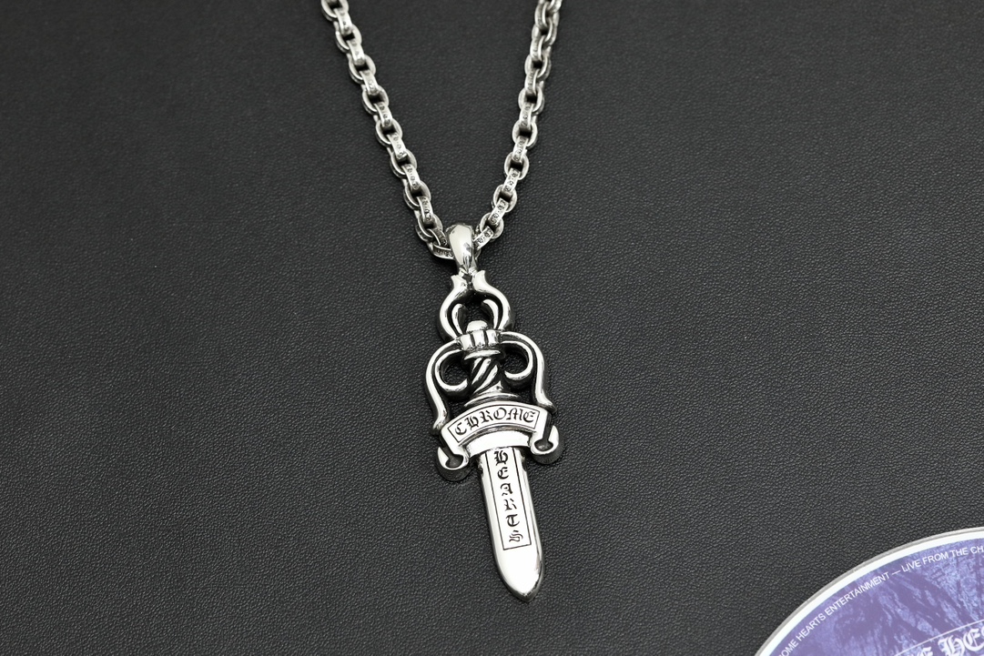 CH Sword Pendant [Approx. 35g]