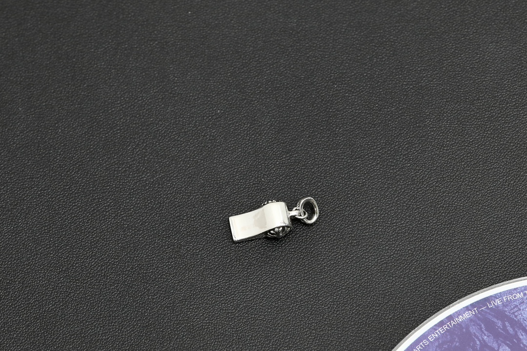 CHmini Cross Whistle Pendant [Weight approx. 2.8g]