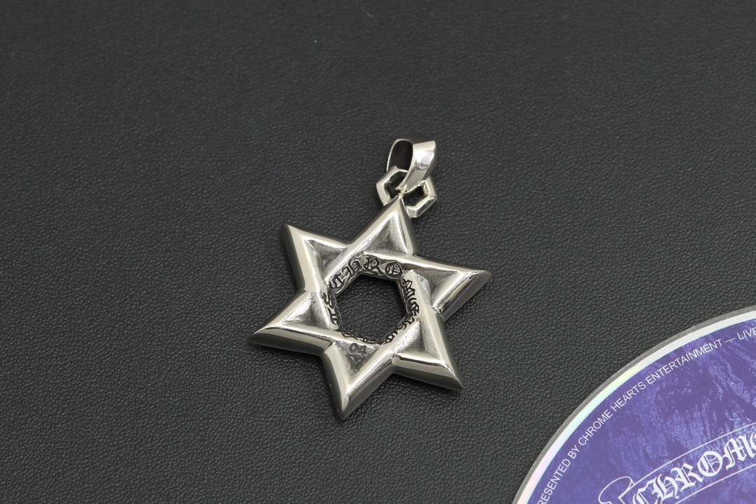 CH Large Hexagram Pendant [Weight approx. 31.6g]