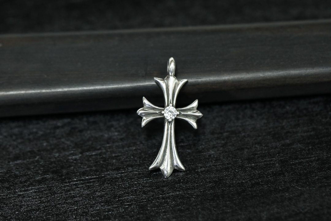 CH Diamond Cross Pendant [925 Sterling Silver, Handcrafted]
