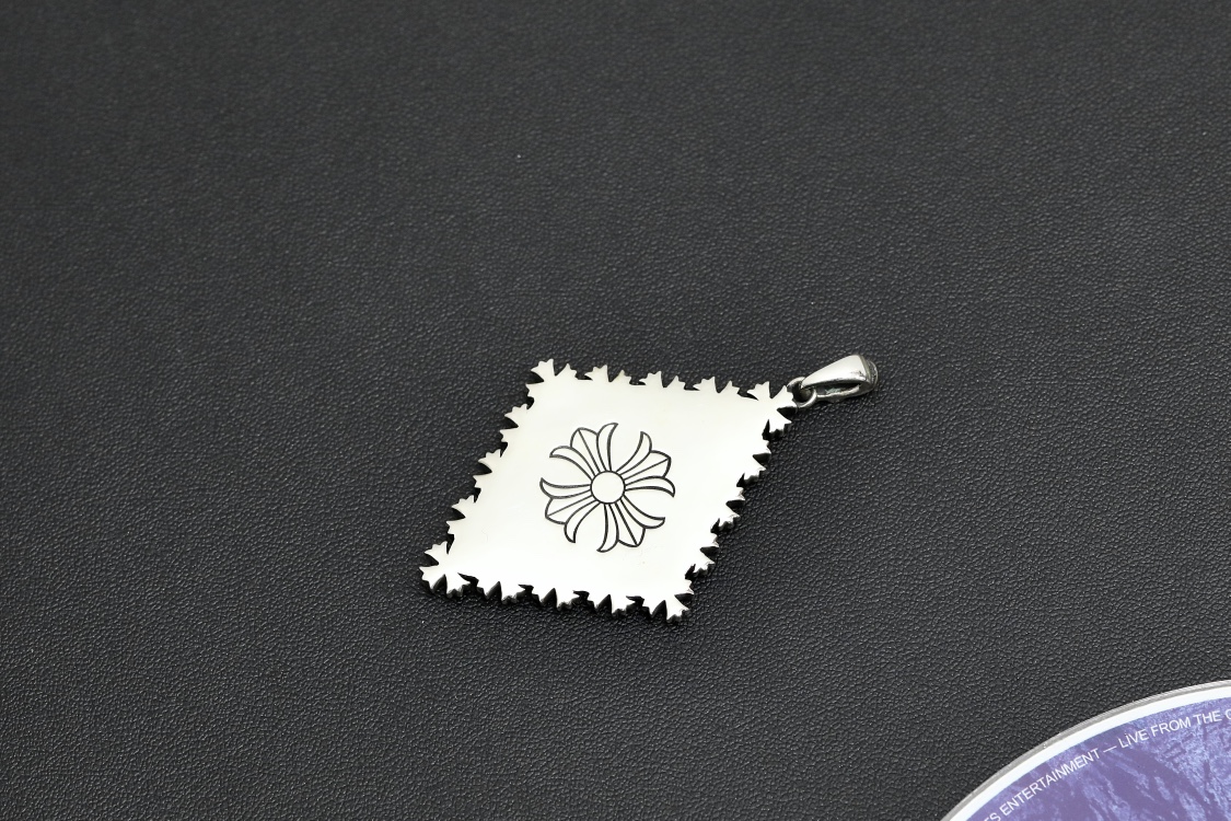 CH Diamond-Shaped Starry Sky Pendant [Weight approx. 21.8g]