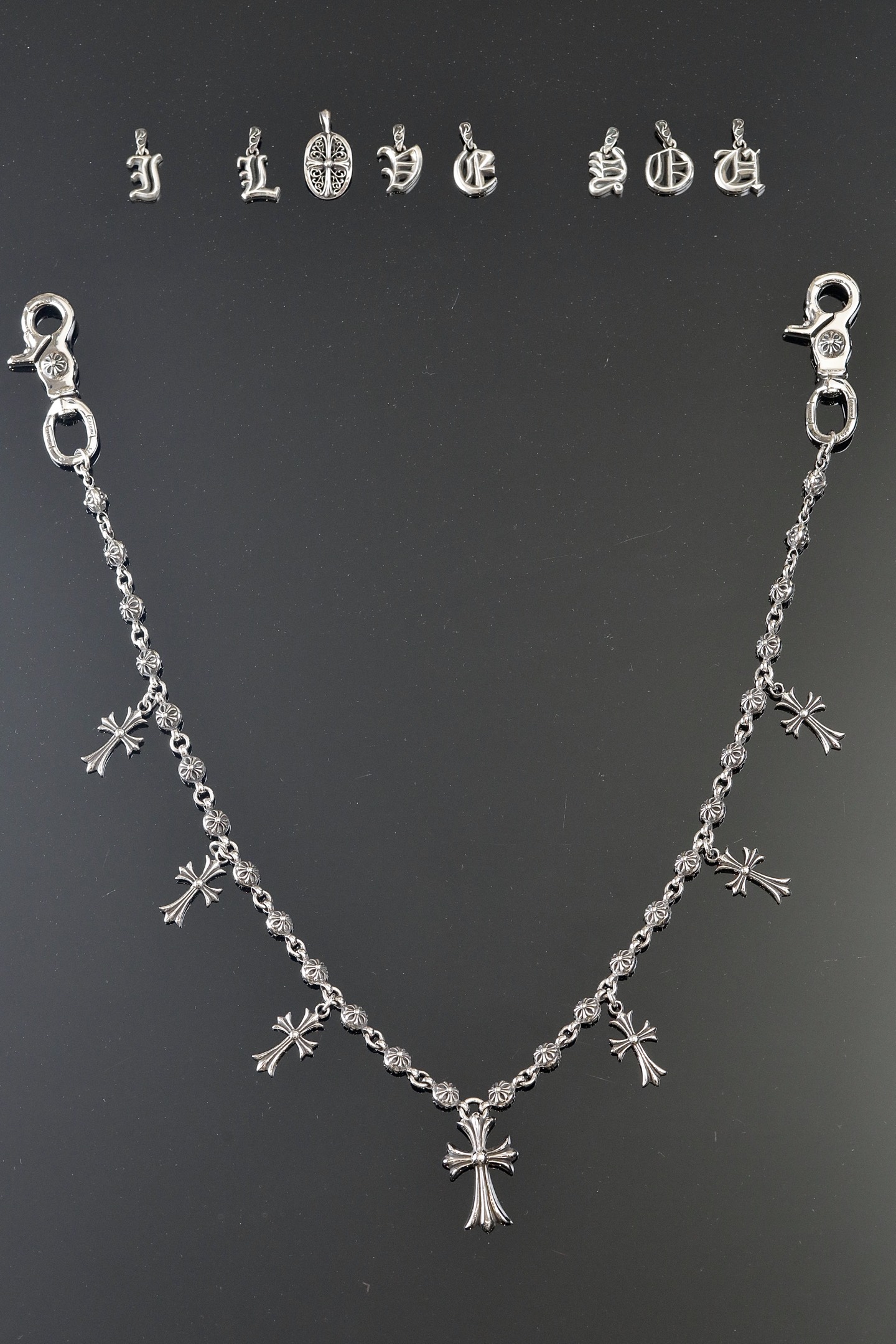 CH｜Chocolate Beaded Double Hook Clasp with Round Beads and Cross Pendant, 26 Beads