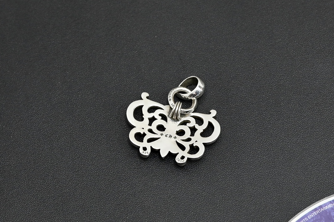 CH Butterfly Pendant [Weight approx. 23.6g]