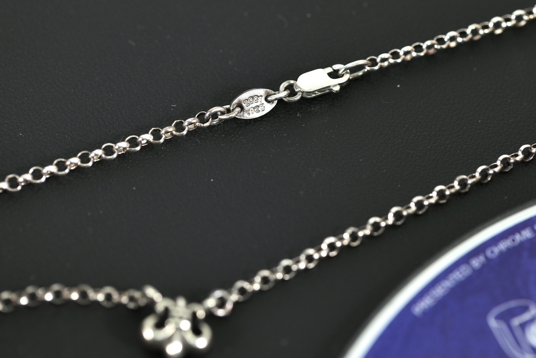 CH ▪️Scout Flower Collarbone Necklace (40cm)