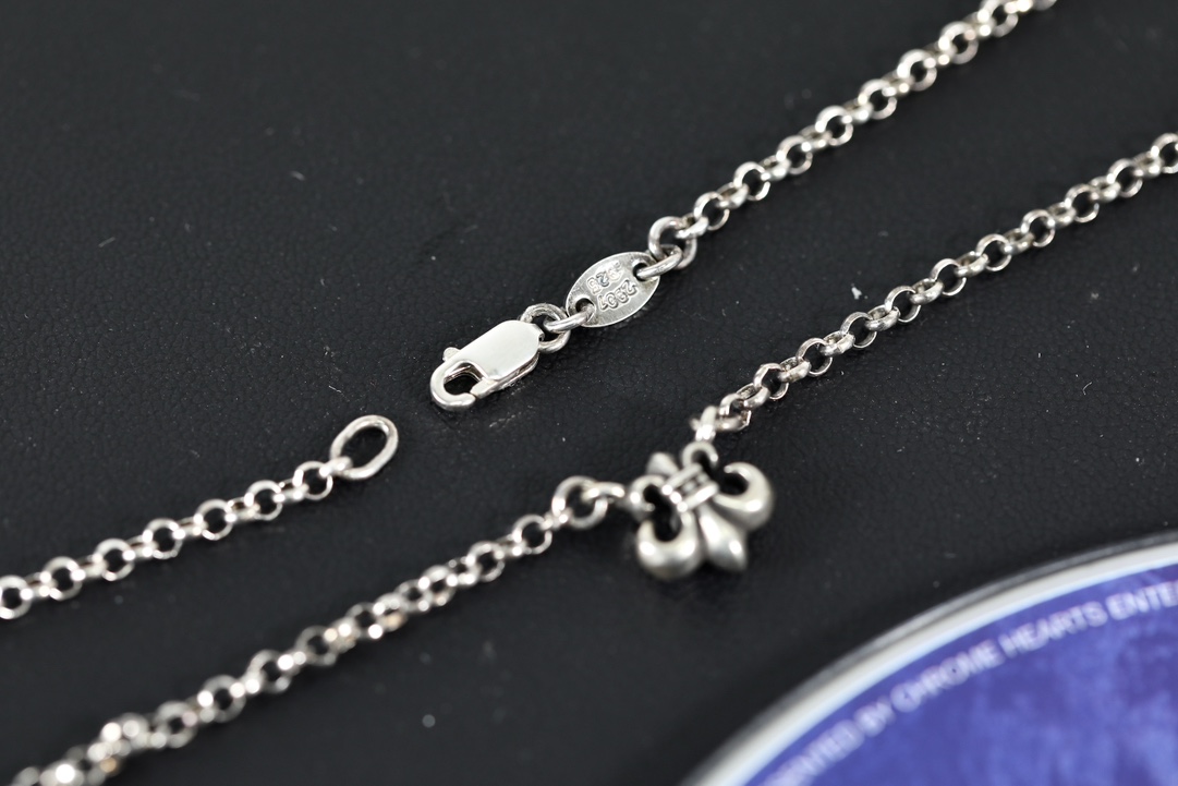 CH ▪️Scout Flower Collarbone Necklace (40cm)