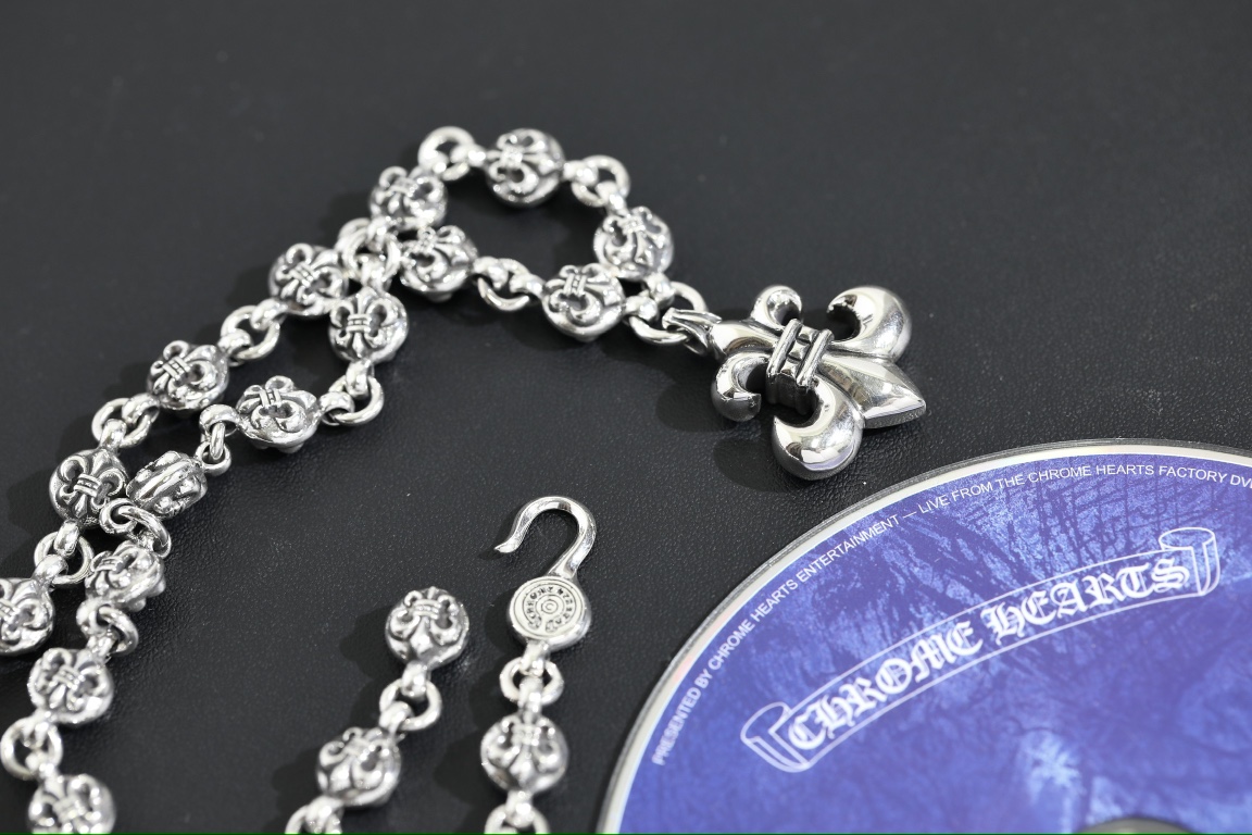 CH▫️Scout Flower Fixed Bead Necklace (Total Length 57cm)