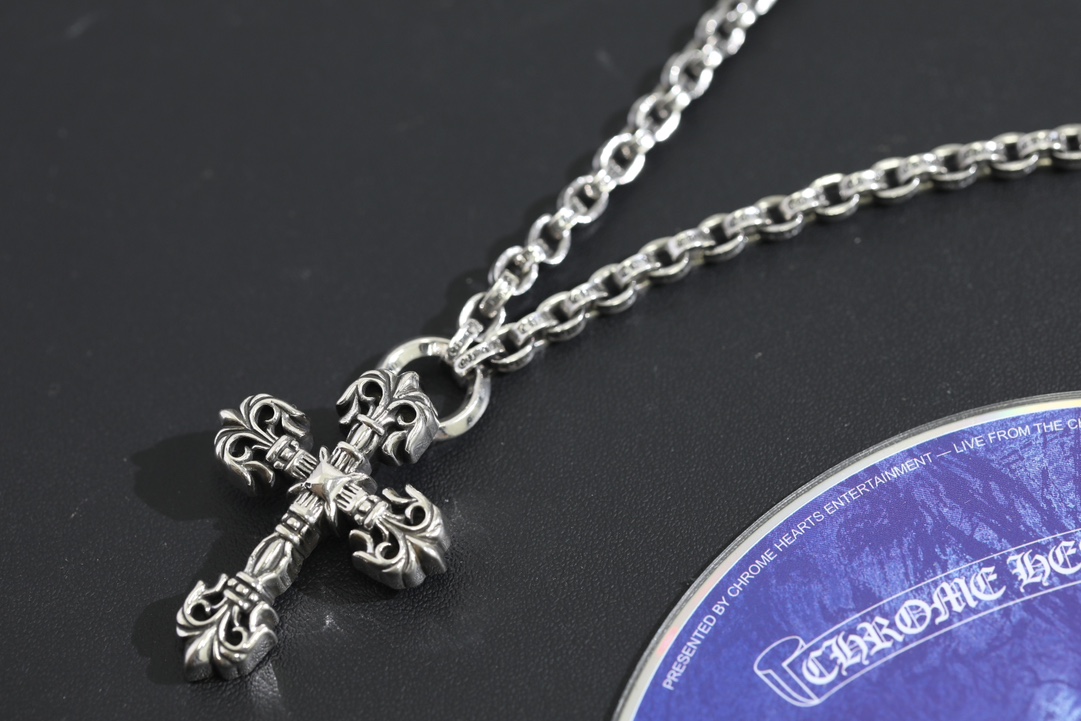CH Cross Flower Fixed Thick Ring Necklace (66cm)
