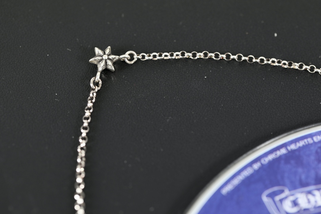 CH Hexagram Collarbone Necklace (40cm)